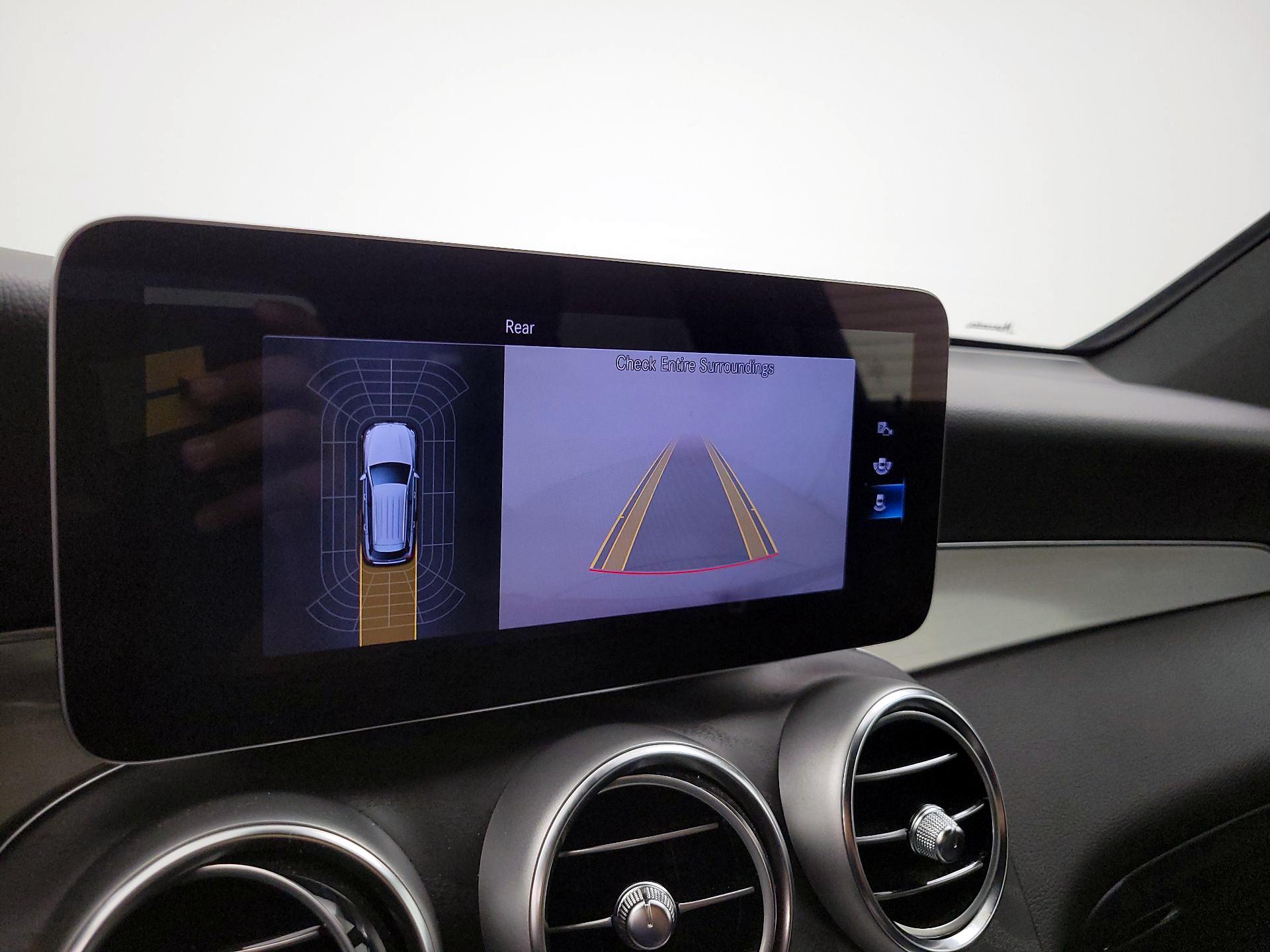 Thumbnail: 2022 Mercedes-Benz GLC - 13