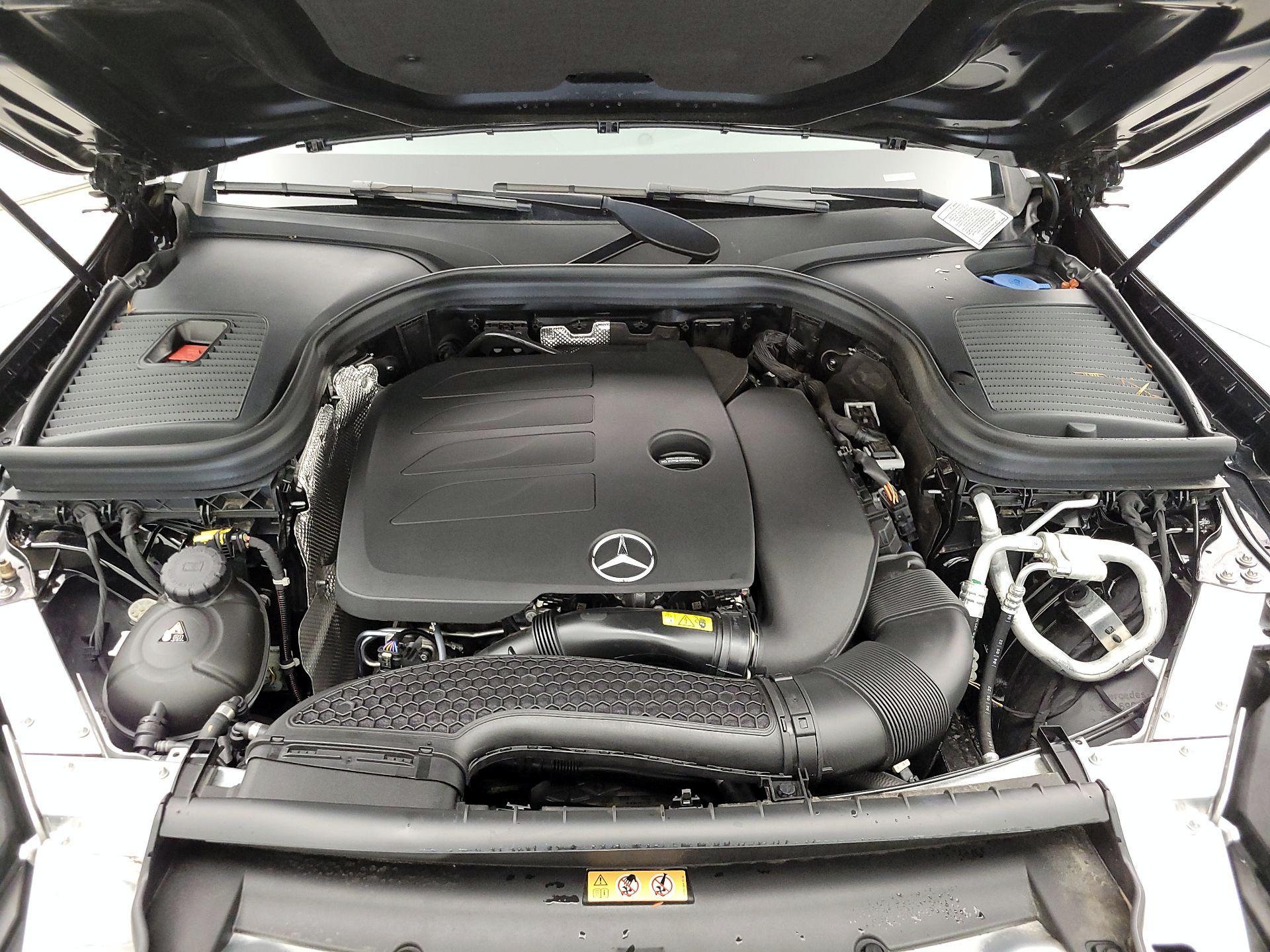 Thumbnail: 2022 Mercedes-Benz GLC - 19