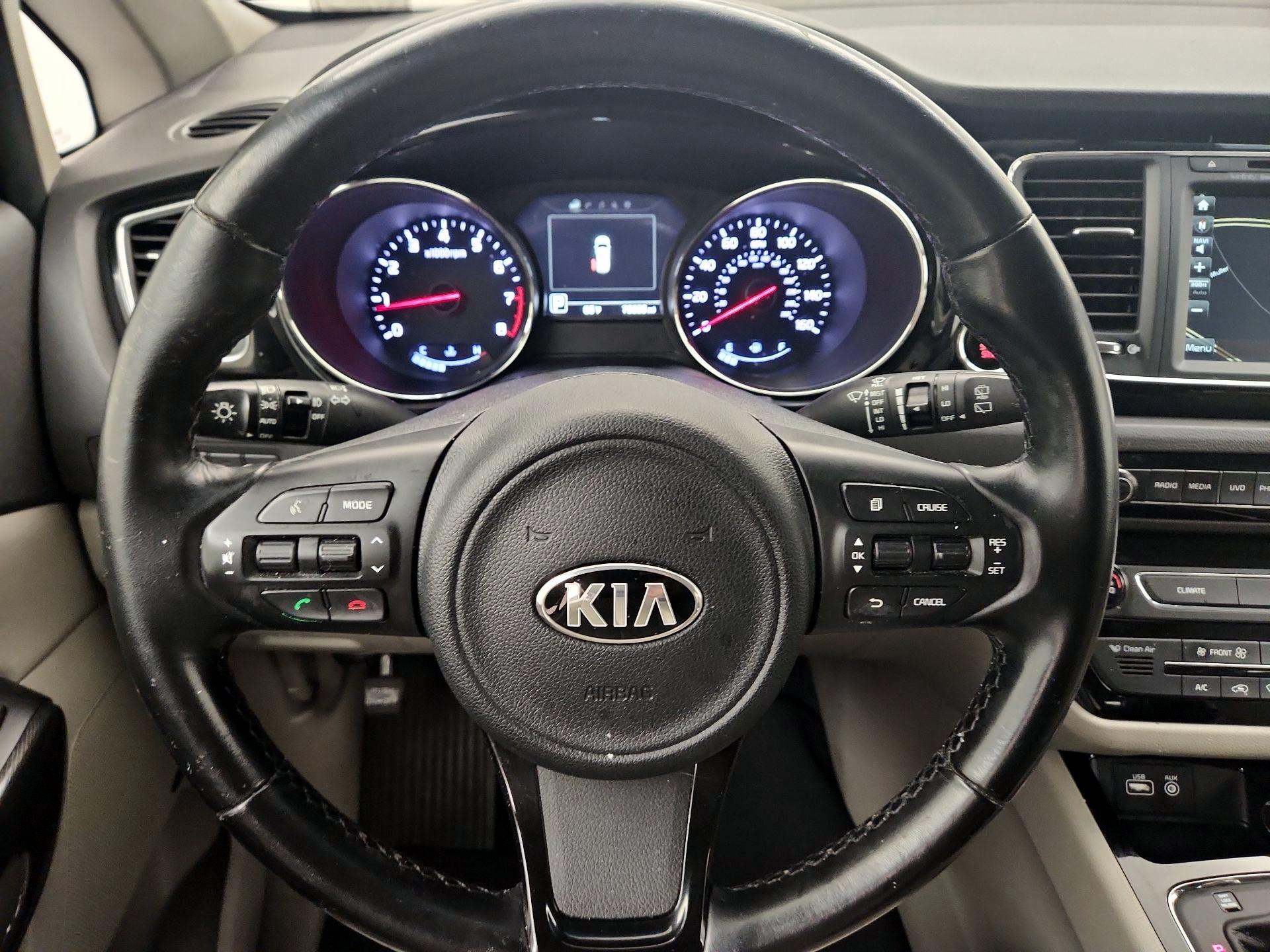 Thumbnail: 2016 Kia Sedona - 10