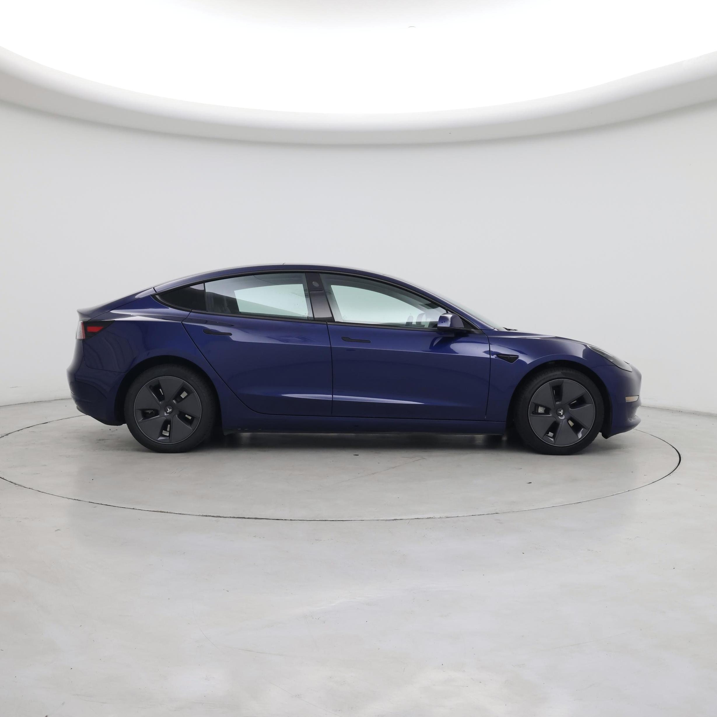 Thumbnail: 2023 Tesla Model 3 - 7