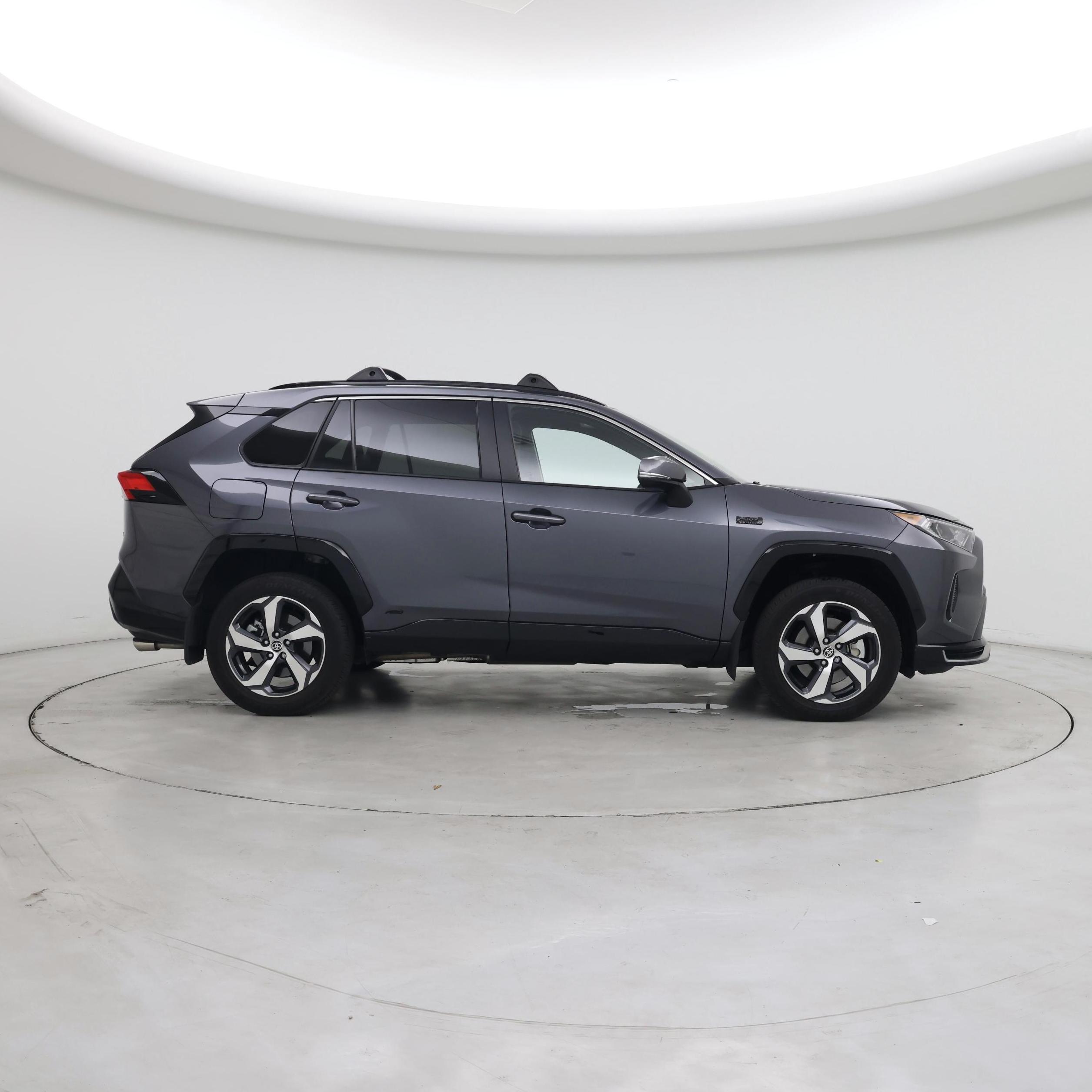 Thumbnail: 2021 Toyota RAV4 - 7