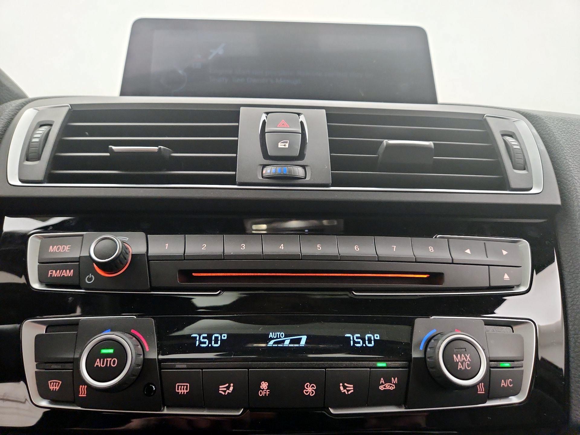 Thumbnail: 2016 BMW 2 Series - 16