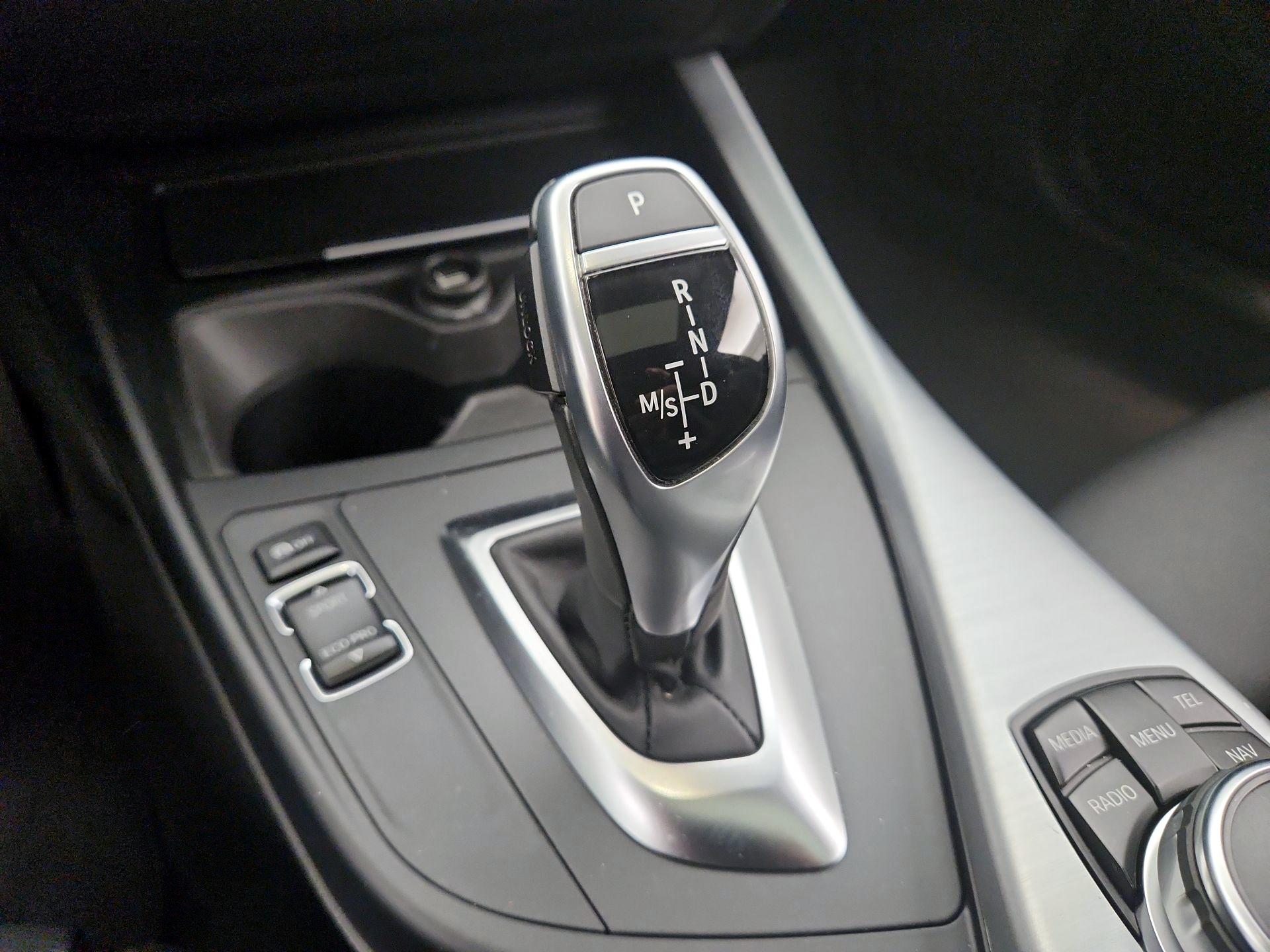 Thumbnail: 2016 BMW 2 Series - 17