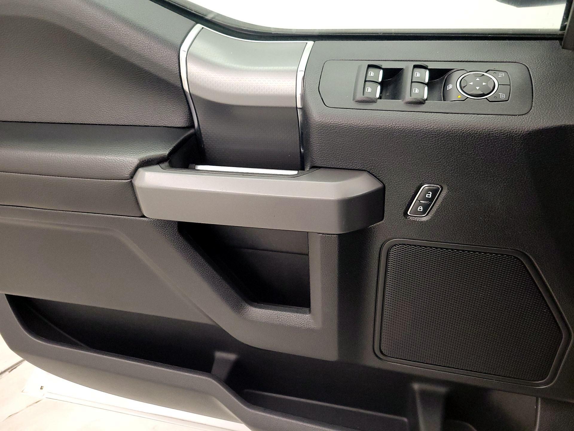 Thumbnail: 2017 Ford F-150 - 12