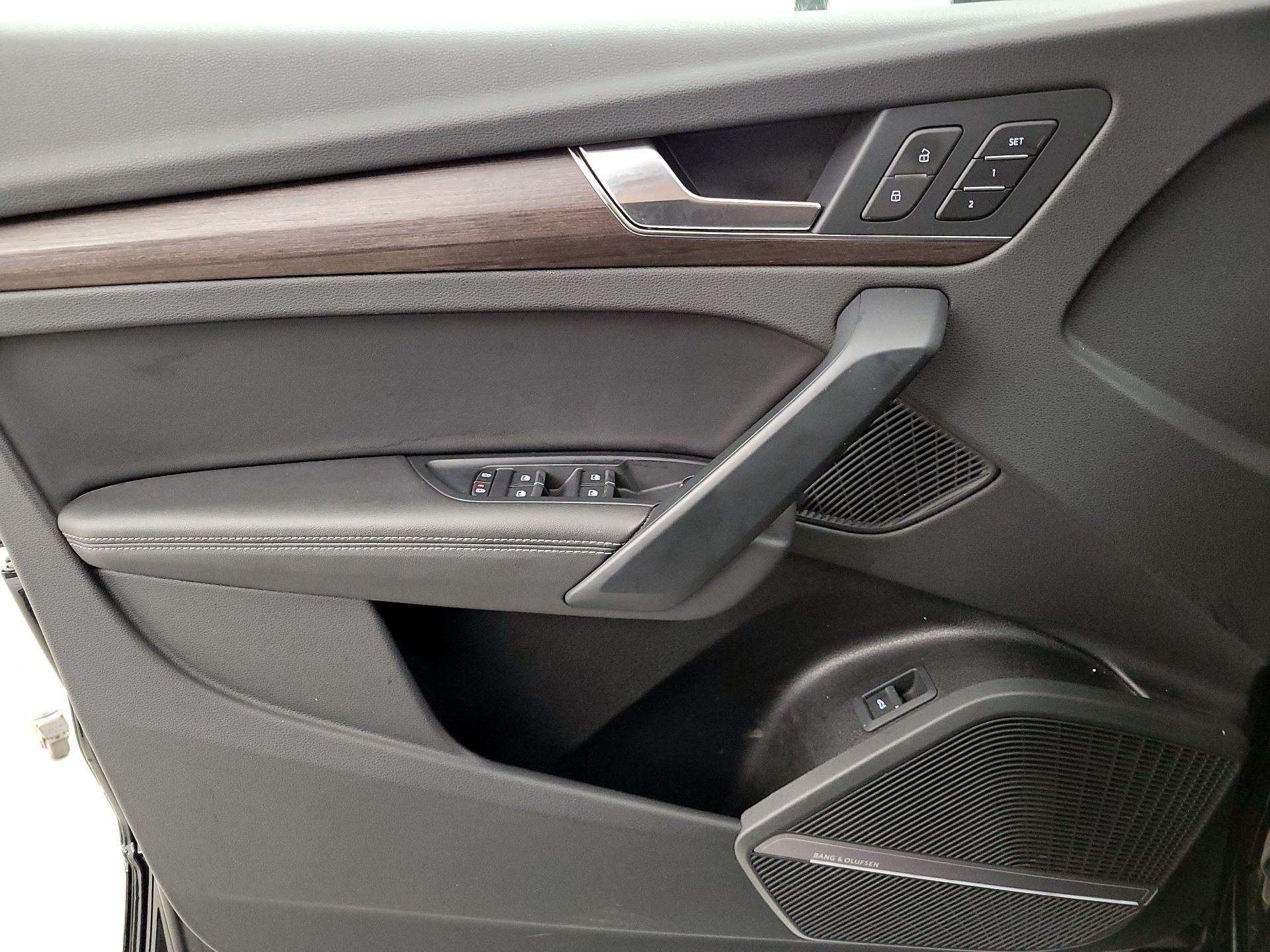 Thumbnail: 2023 Audi Q5 - 12