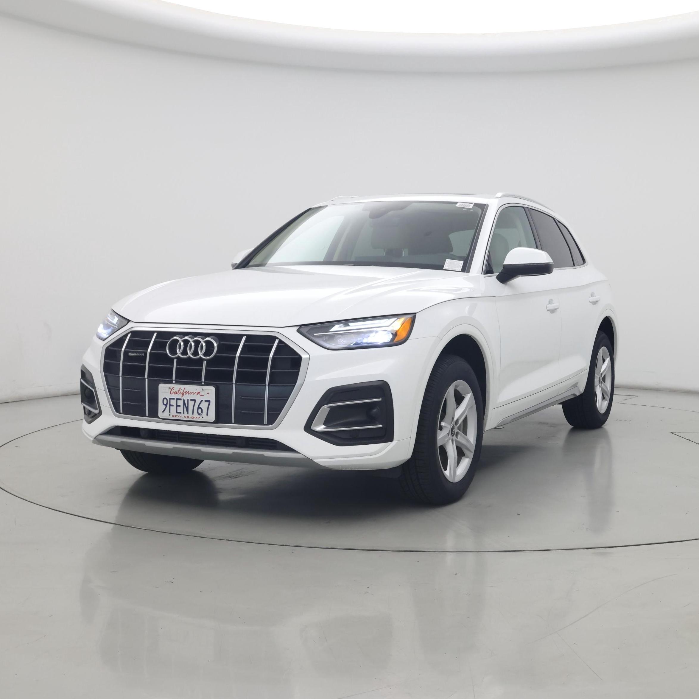 Thumbnail: 2023 Audi Q5 - 4