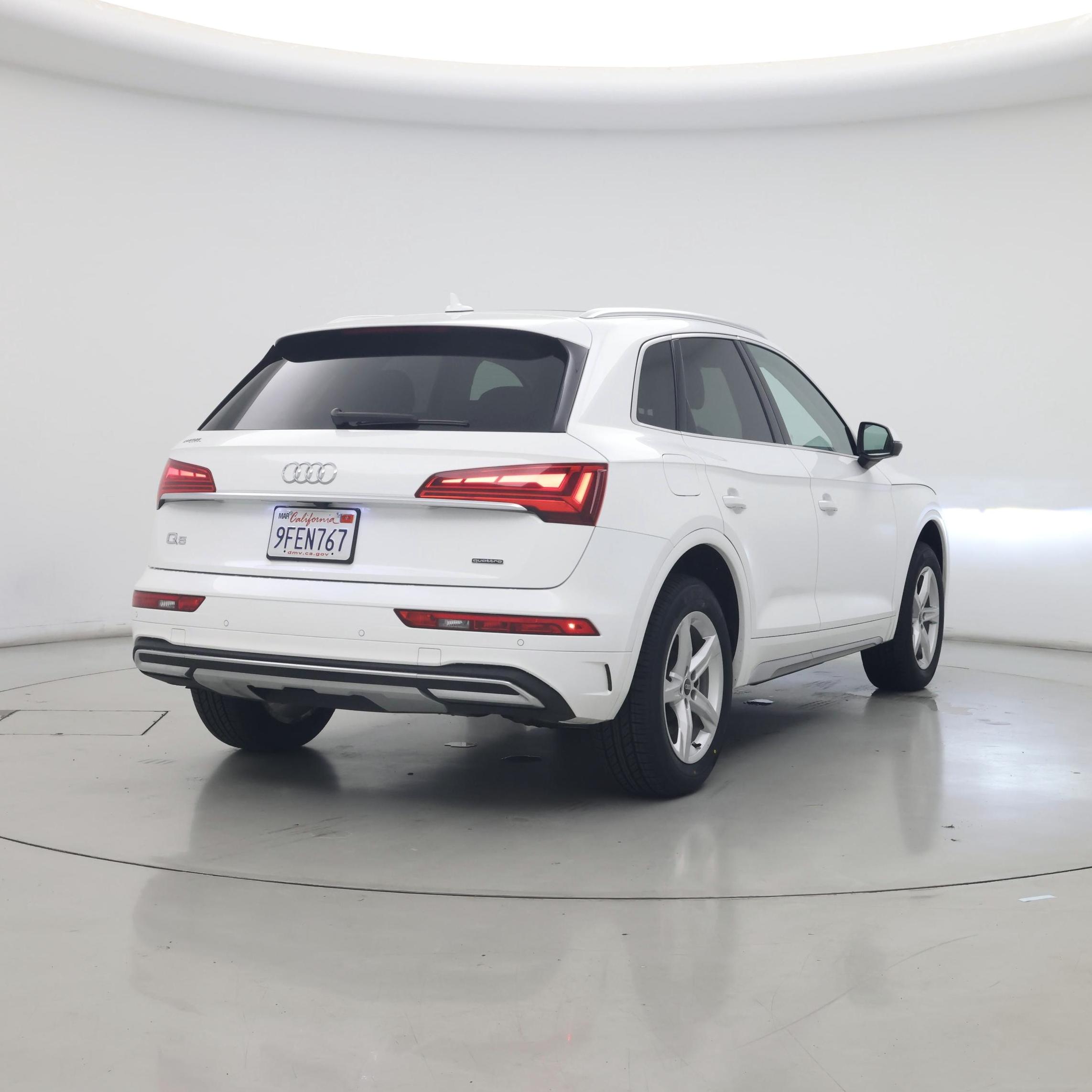 Thumbnail: 2023 Audi Q5 - 8