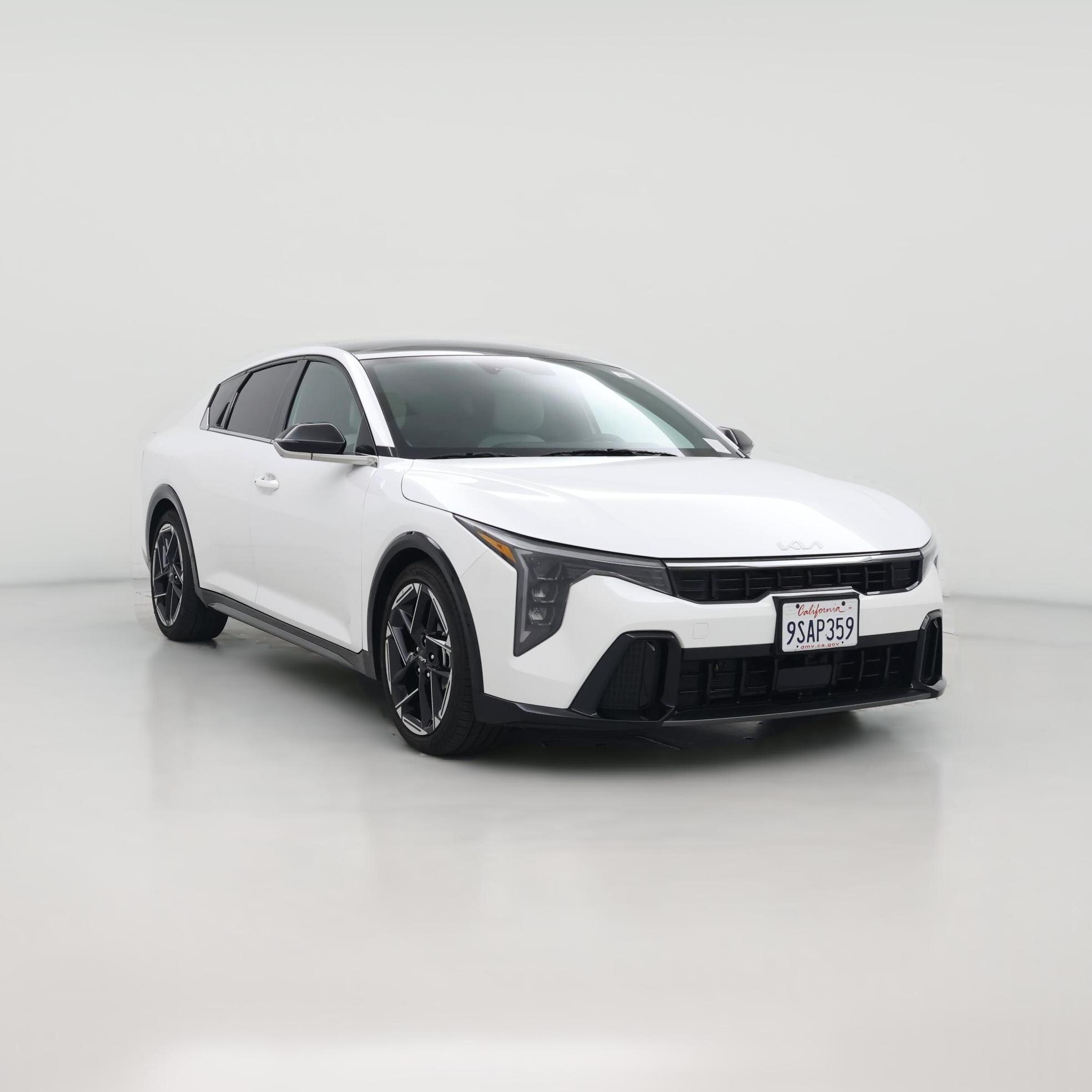 Thumbnail: 2025 Kia K4 - 1