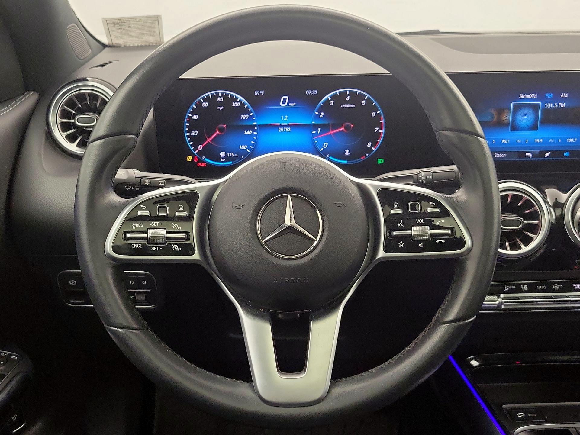 Thumbnail: 2022 Mercedes-Benz GLA - 10