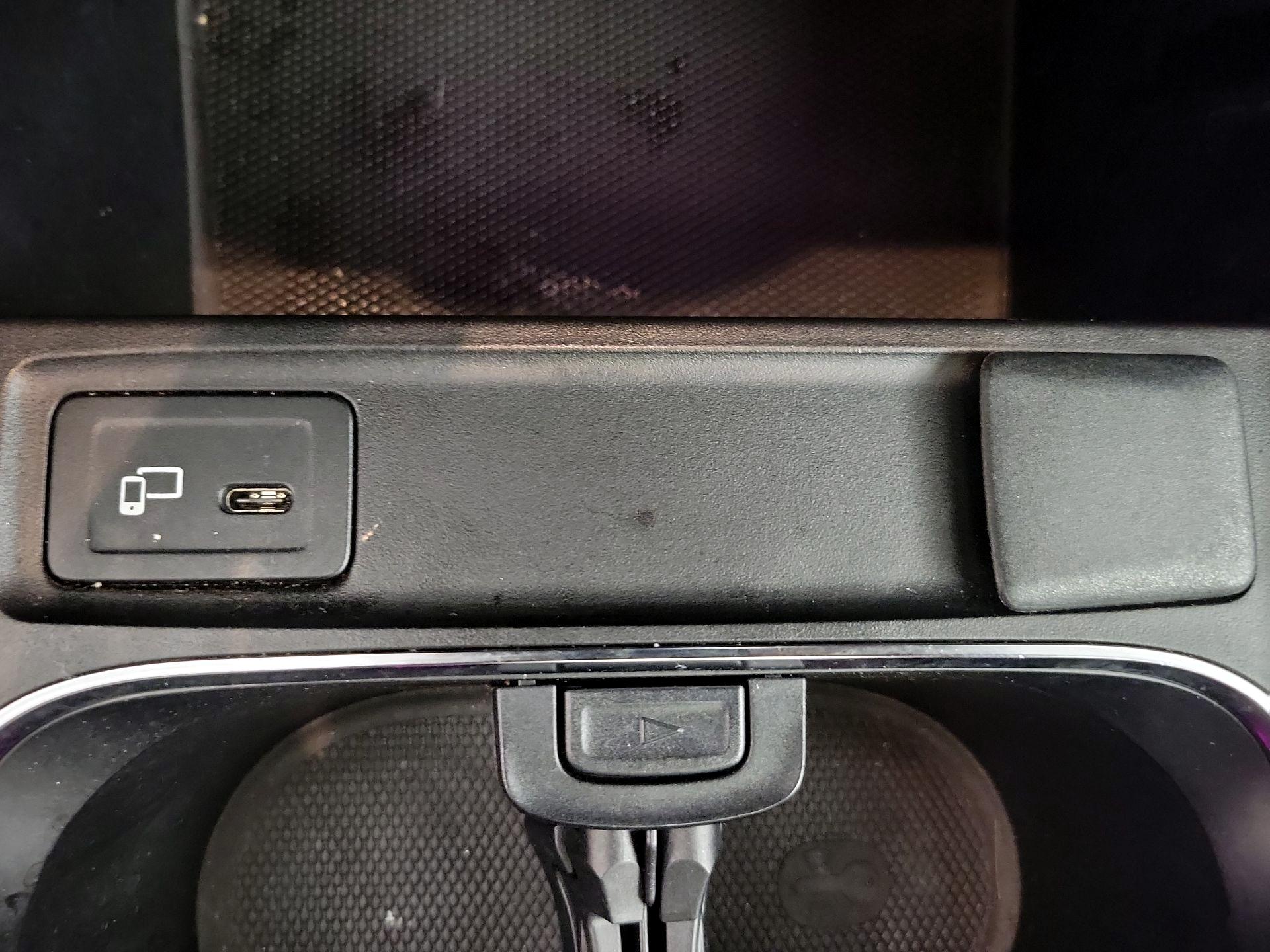 Thumbnail: 2022 Mercedes-Benz GLA - 18