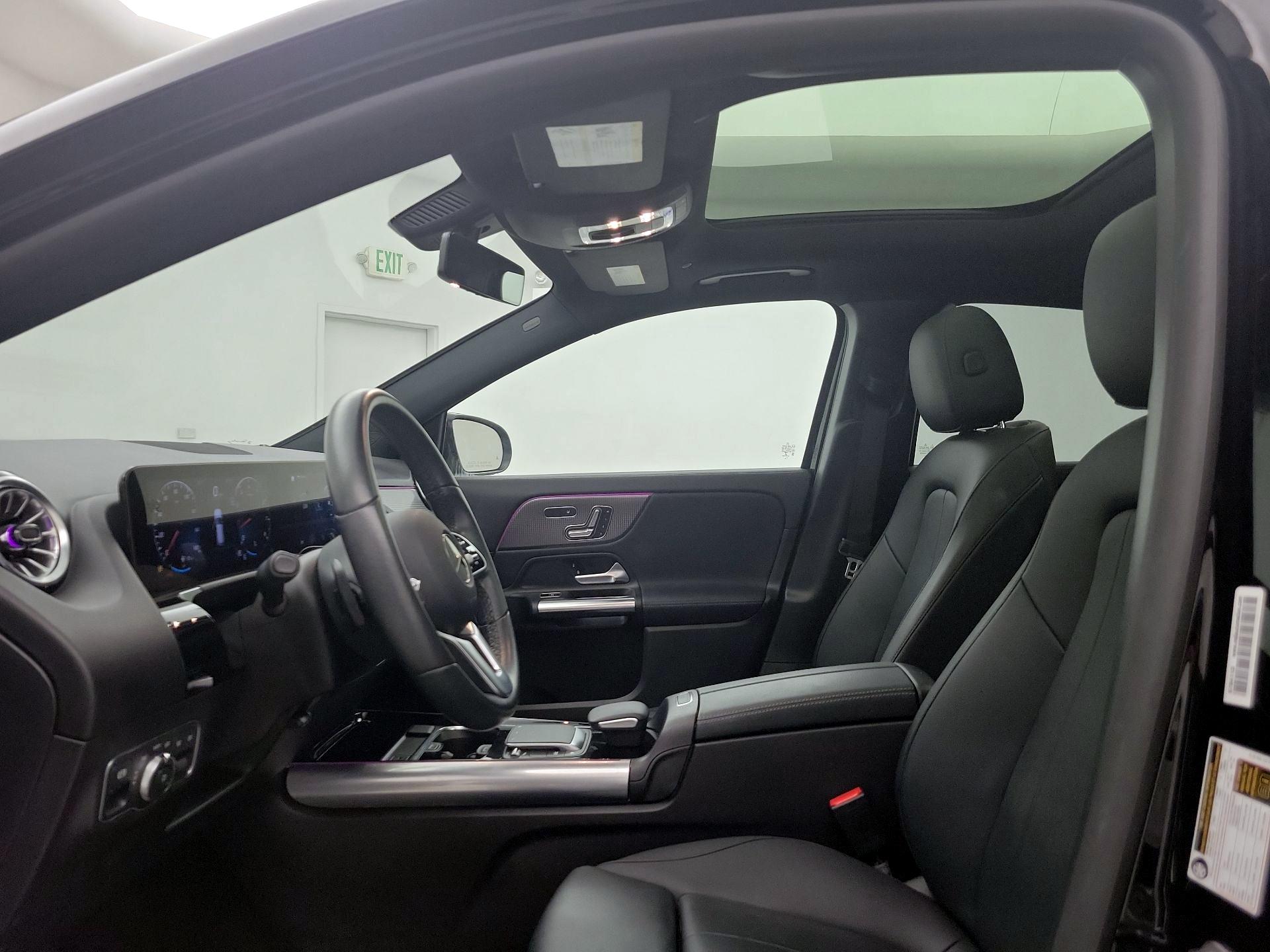 Thumbnail: 2022 Mercedes-Benz GLA - 19