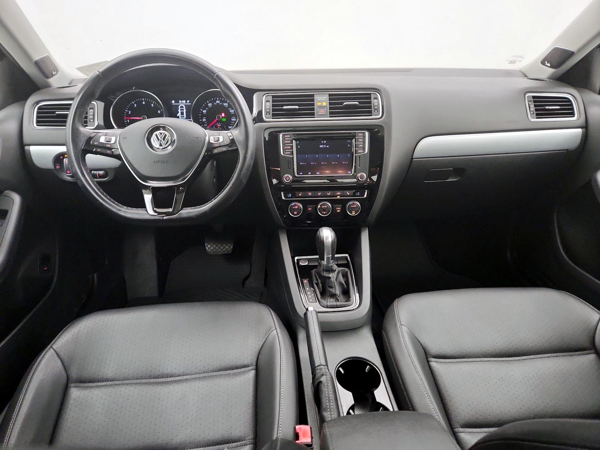 Thumbnail: 2018 Volkswagen Jetta - 9