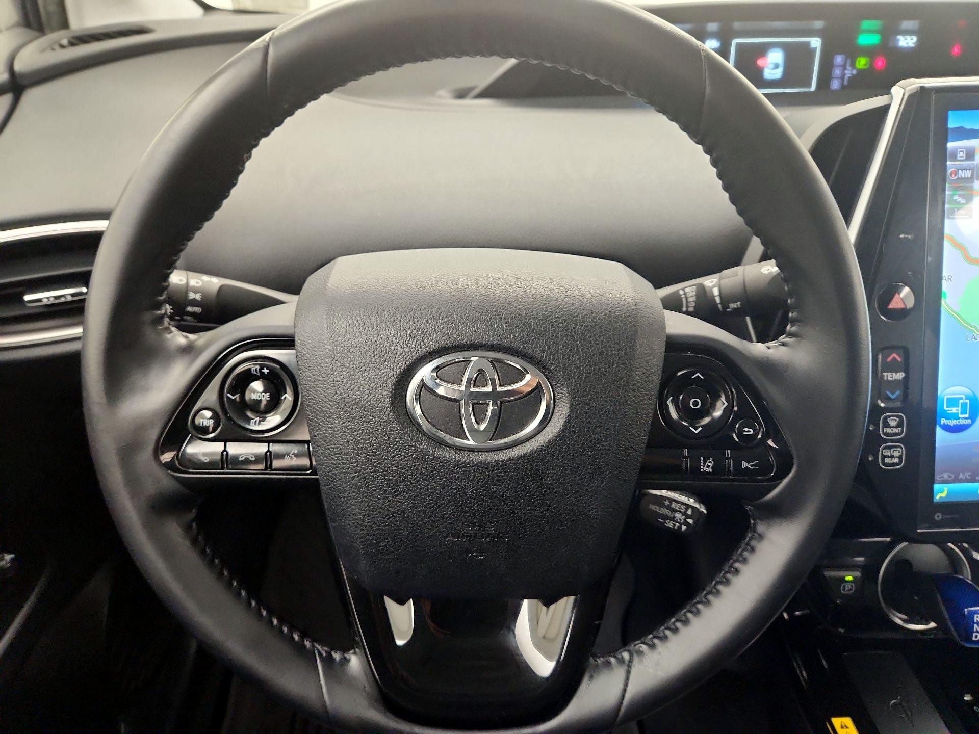 Thumbnail: 2021 Toyota Prius Prime - 10