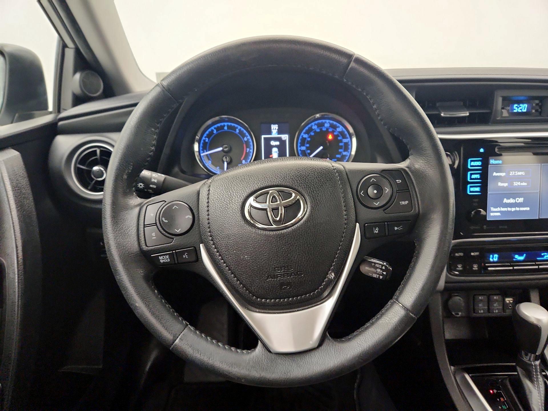 Thumbnail: 2018 Toyota Corolla - 10