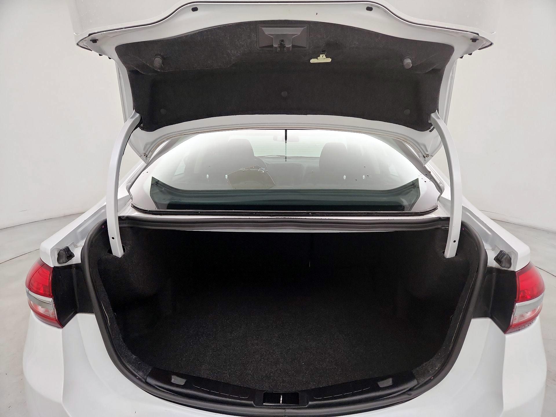 Thumbnail: 2018 Ford Fusion - 19