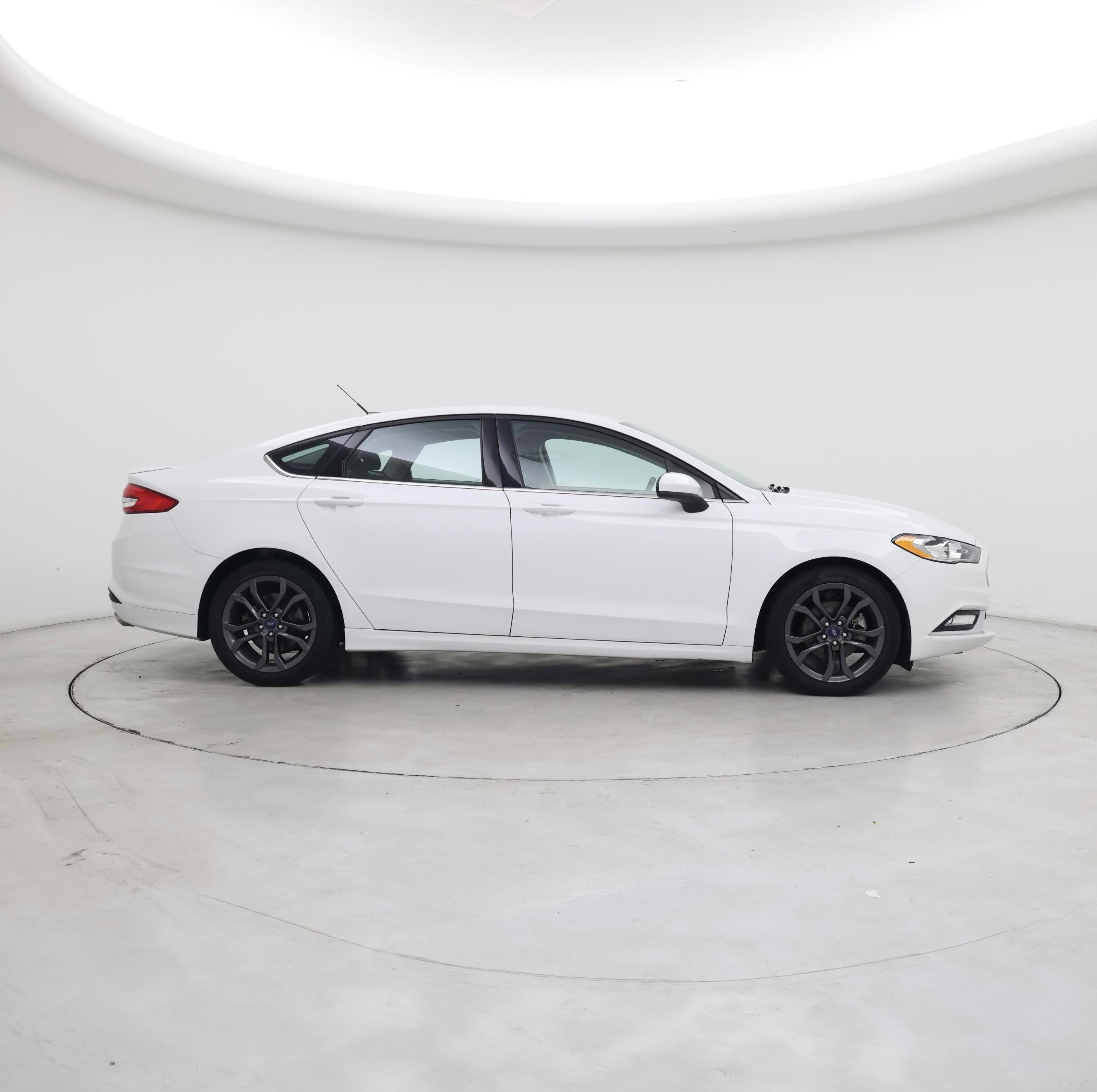 Thumbnail: 2018 Ford Fusion - 7