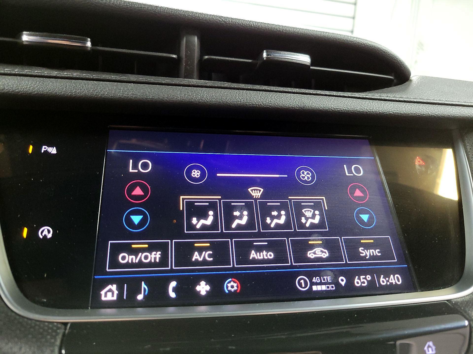 Thumbnail: 2023 Cadillac XT5 - 16