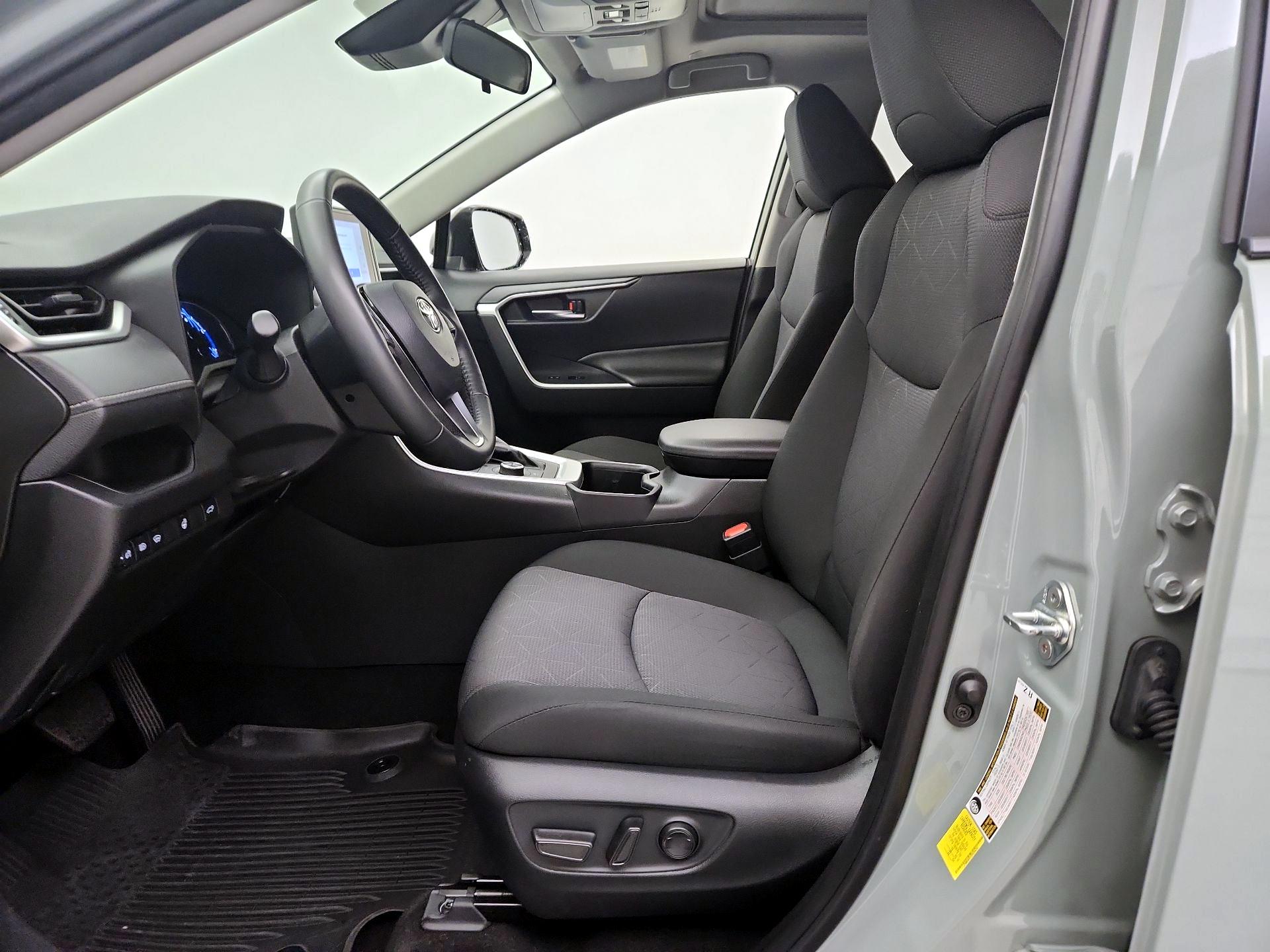 Thumbnail: 2023 Toyota RAV4 - 11