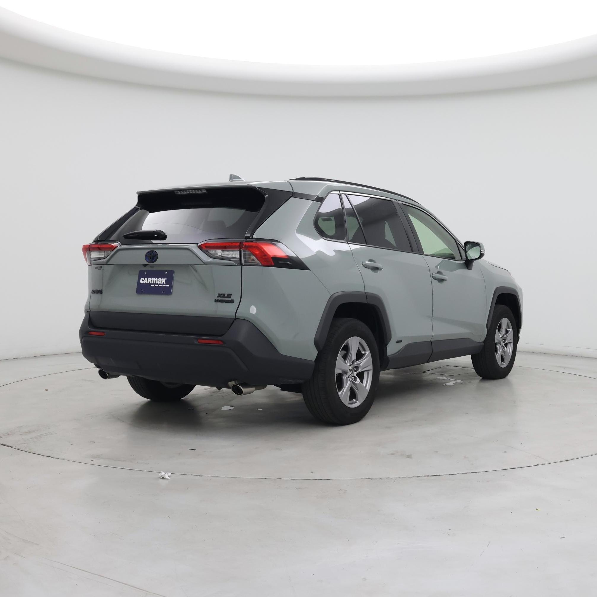 Thumbnail: 2023 Toyota RAV4 - 8