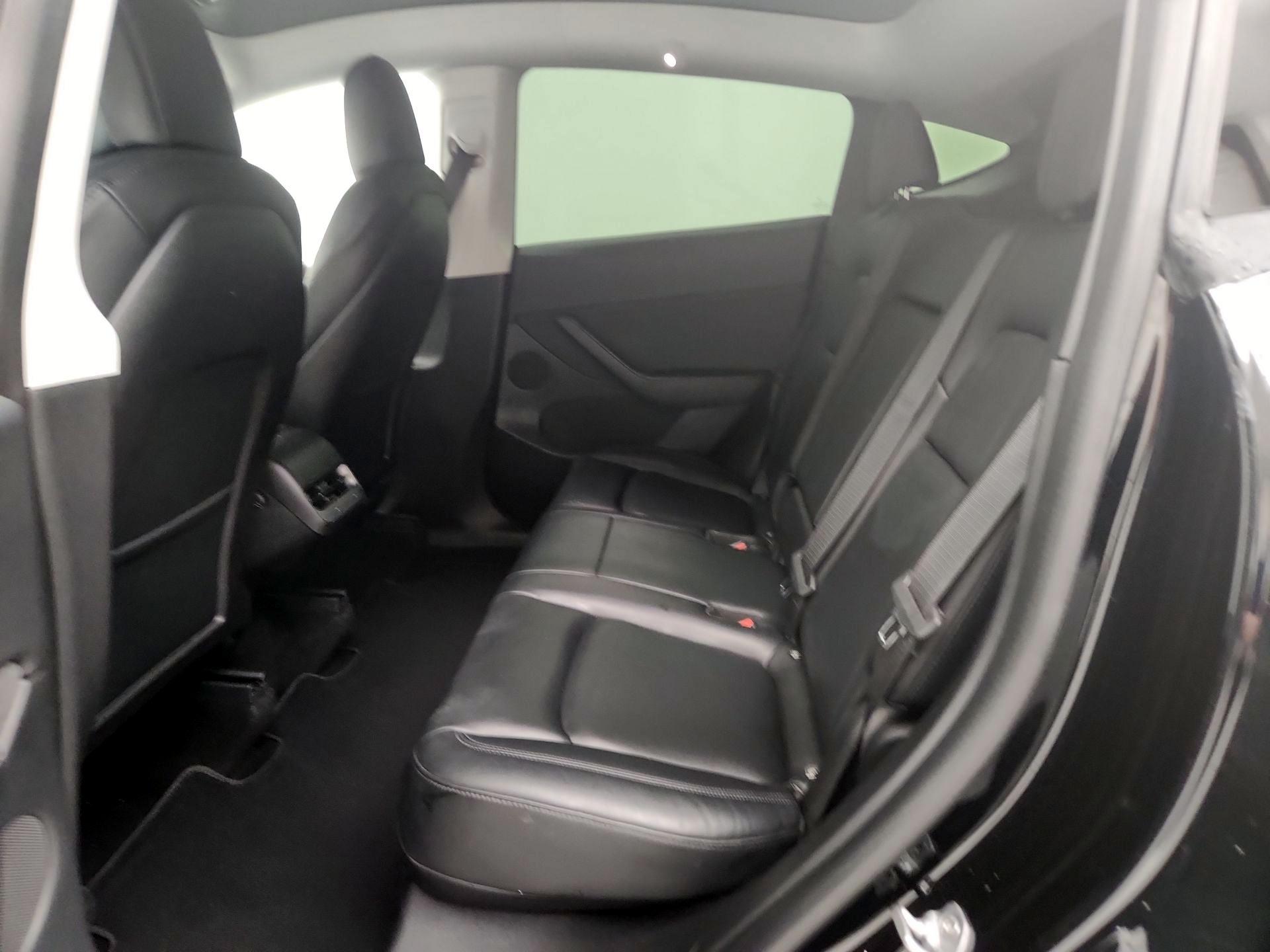 Thumbnail: 2022 Tesla Model Y - 18