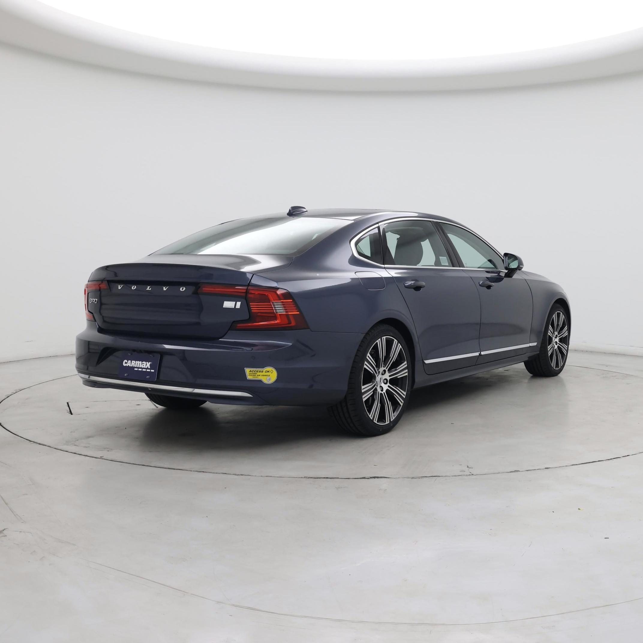 Thumbnail: 2023 Volvo S90 - 8