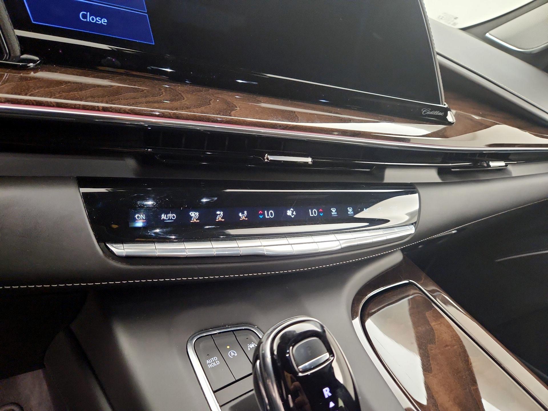 Thumbnail: 2023 Cadillac Escalade - 17