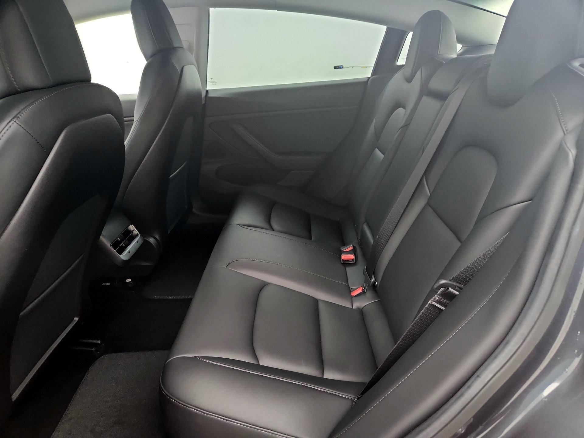 Thumbnail: 2019 Tesla Model 3 - 18