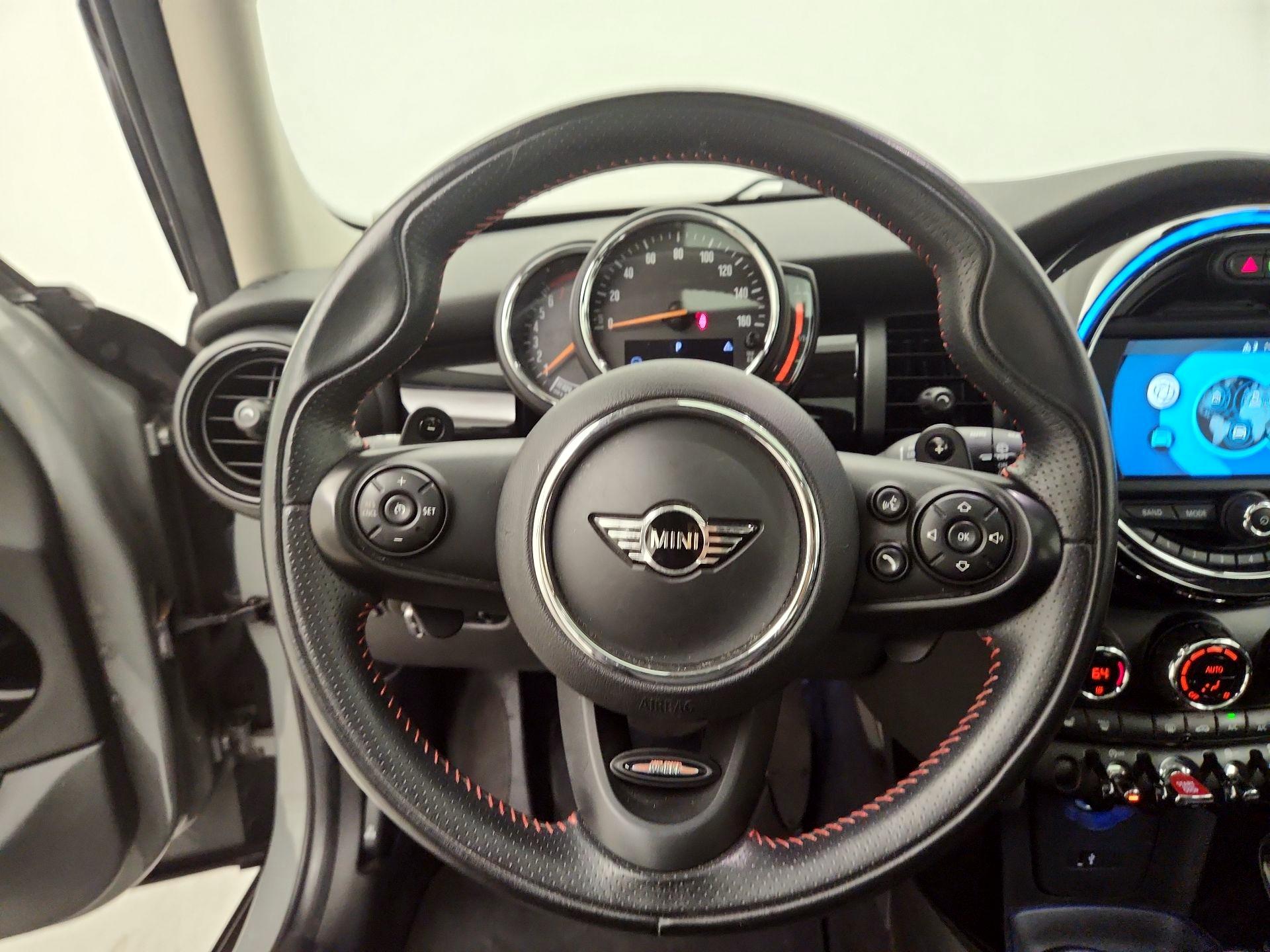 Thumbnail: 2019 MINI Cooper Hardtop - 10