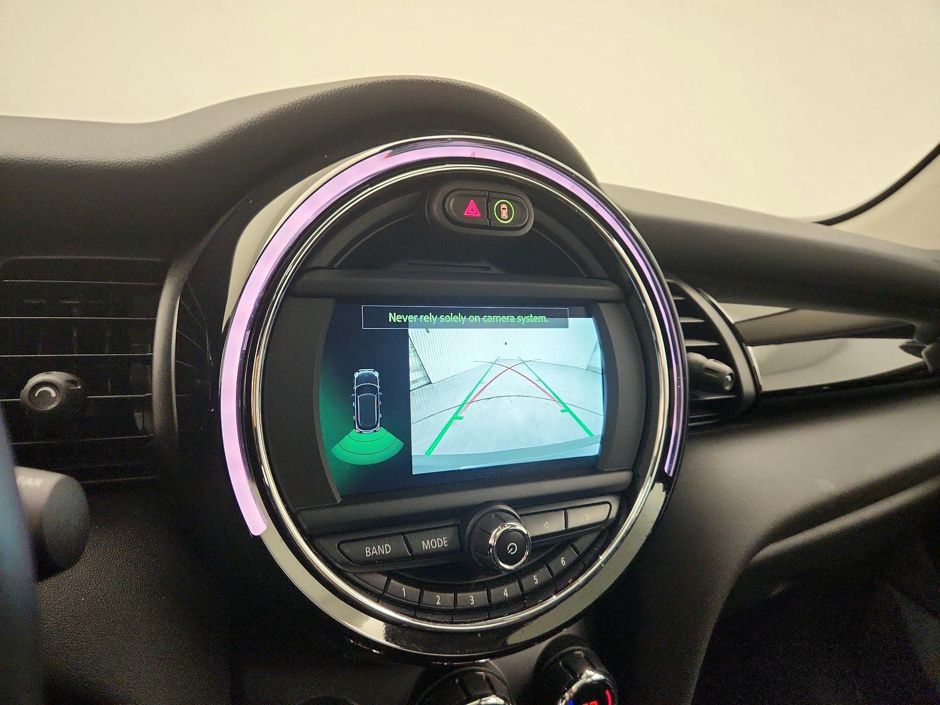 Thumbnail: 2019 MINI Cooper Hardtop - 14