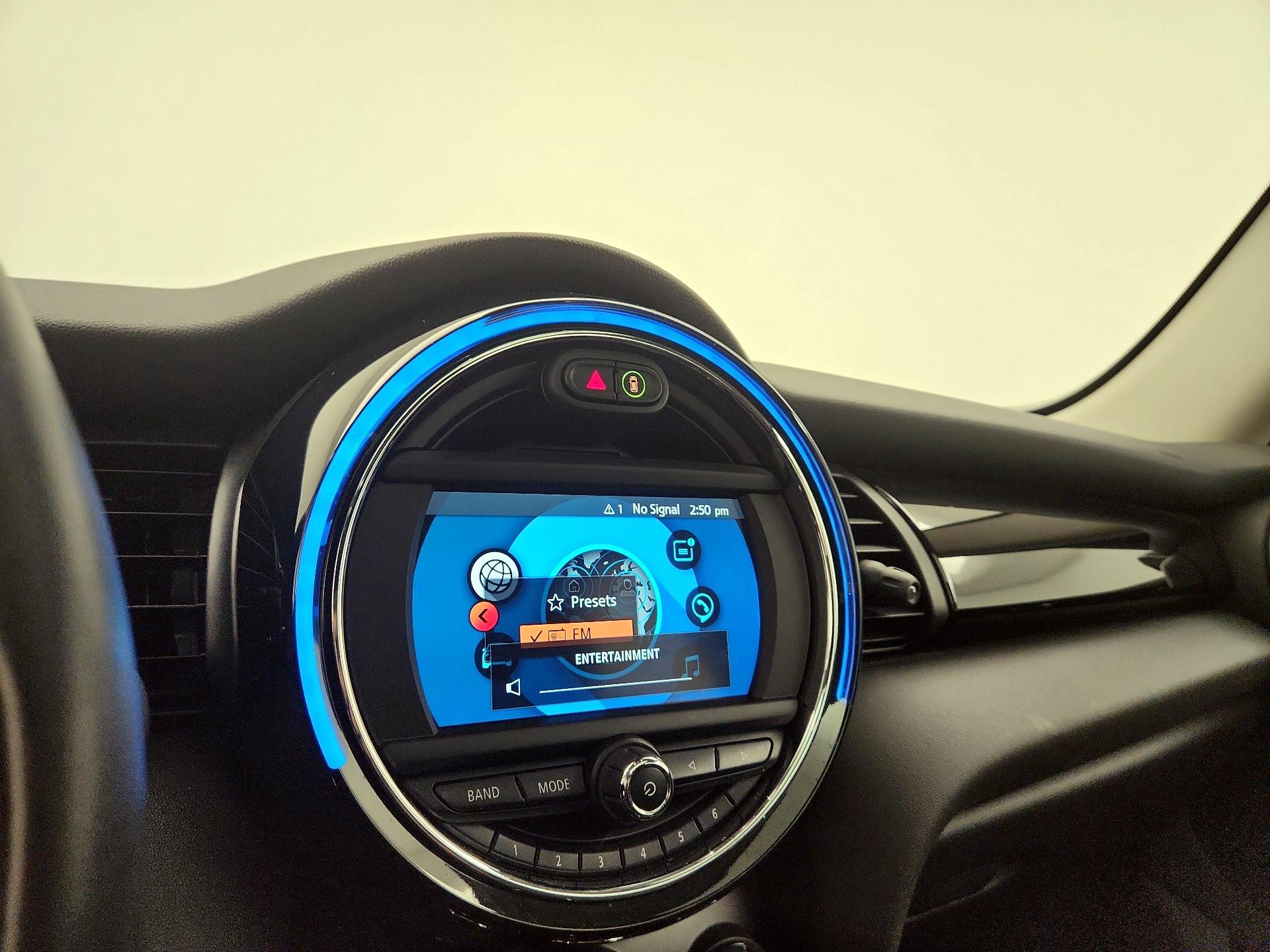 Thumbnail: 2019 MINI Cooper Hardtop - 15