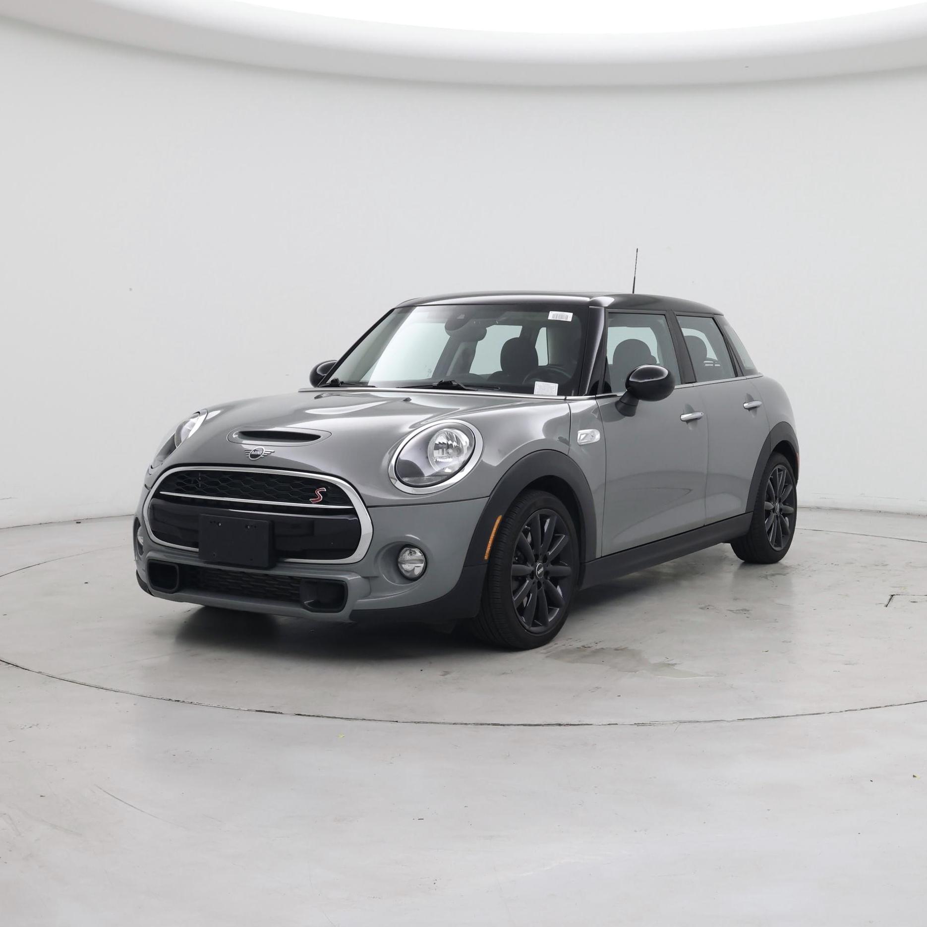 Thumbnail: 2019 MINI Cooper Hardtop - 4