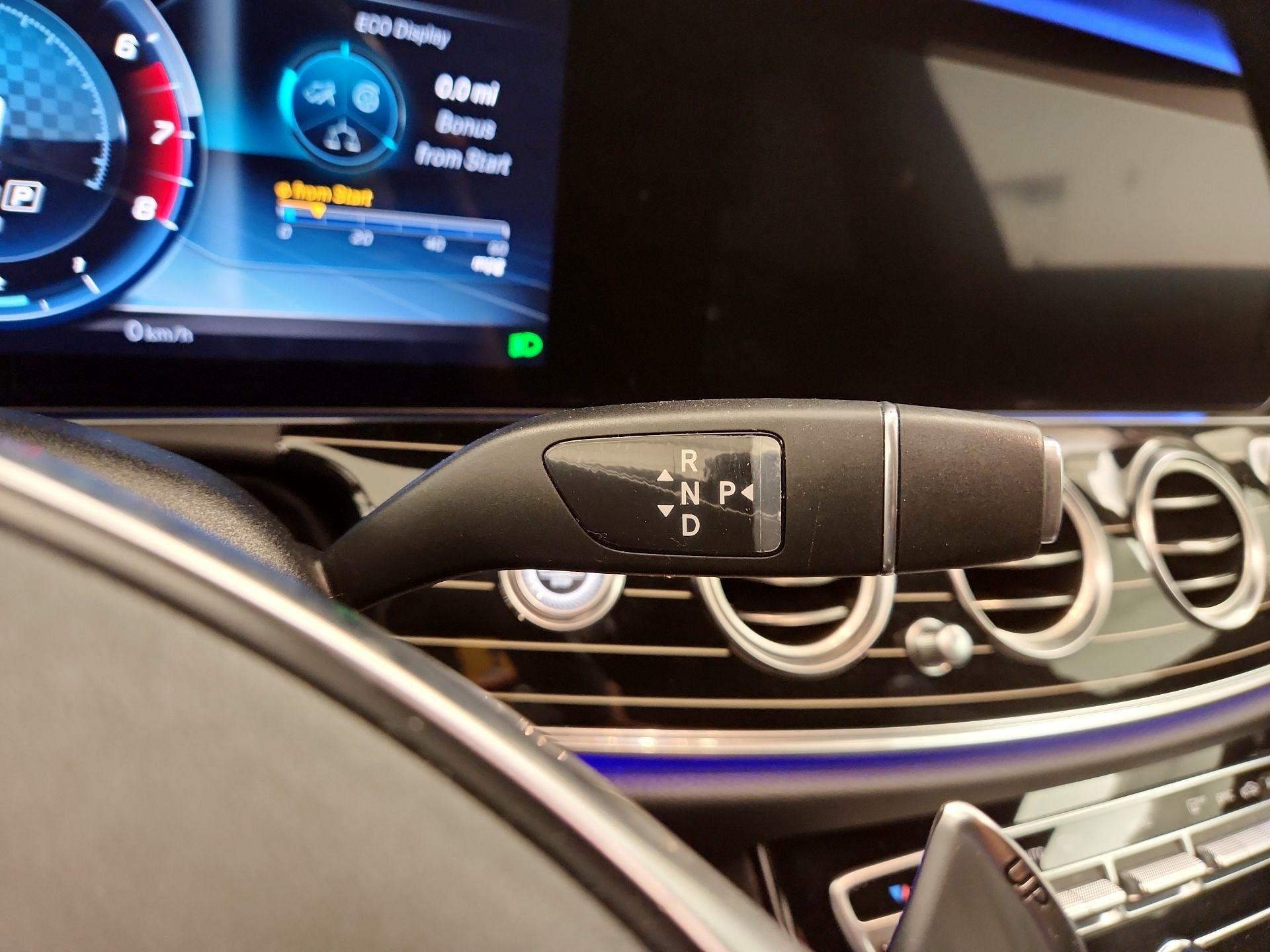 Thumbnail: 2018 Mercedes-Benz E-Class - 18