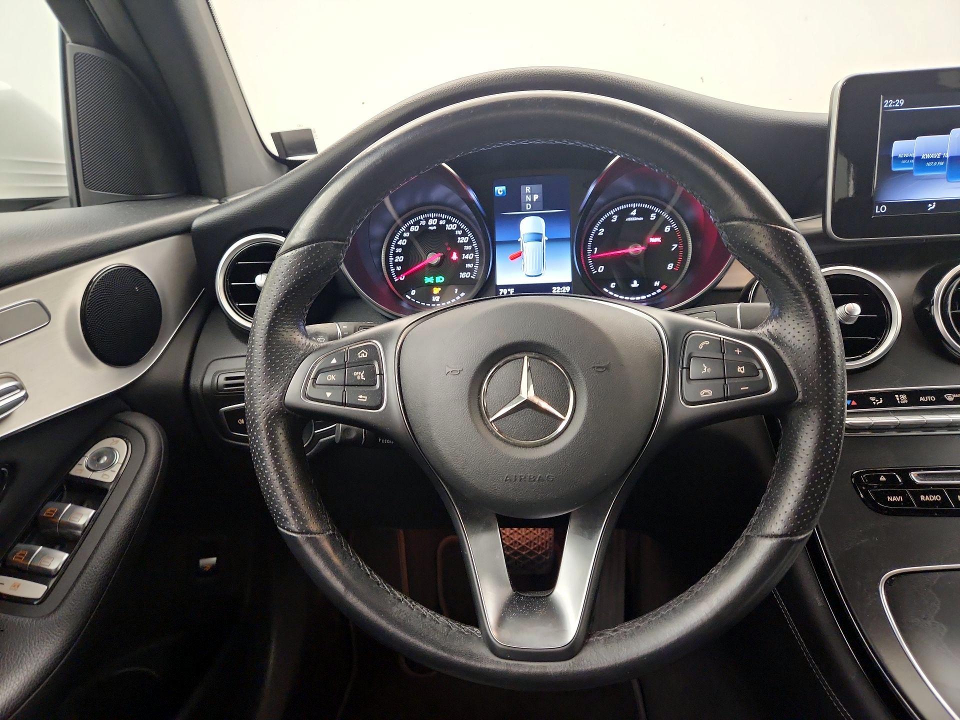 Thumbnail: 2019 Mercedes-Benz GLC - 10