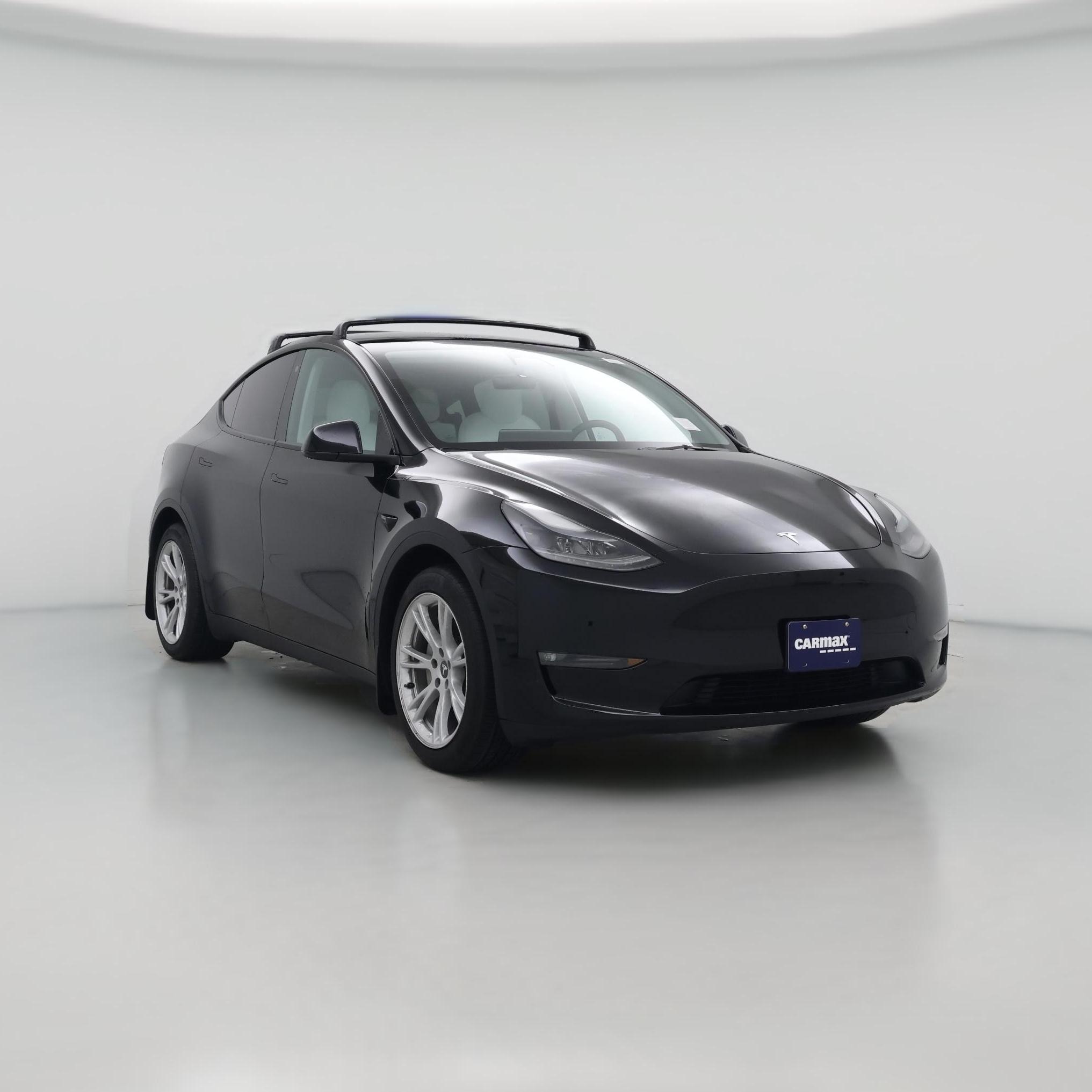 Thumbnail: 2023 Tesla Model Y - 1