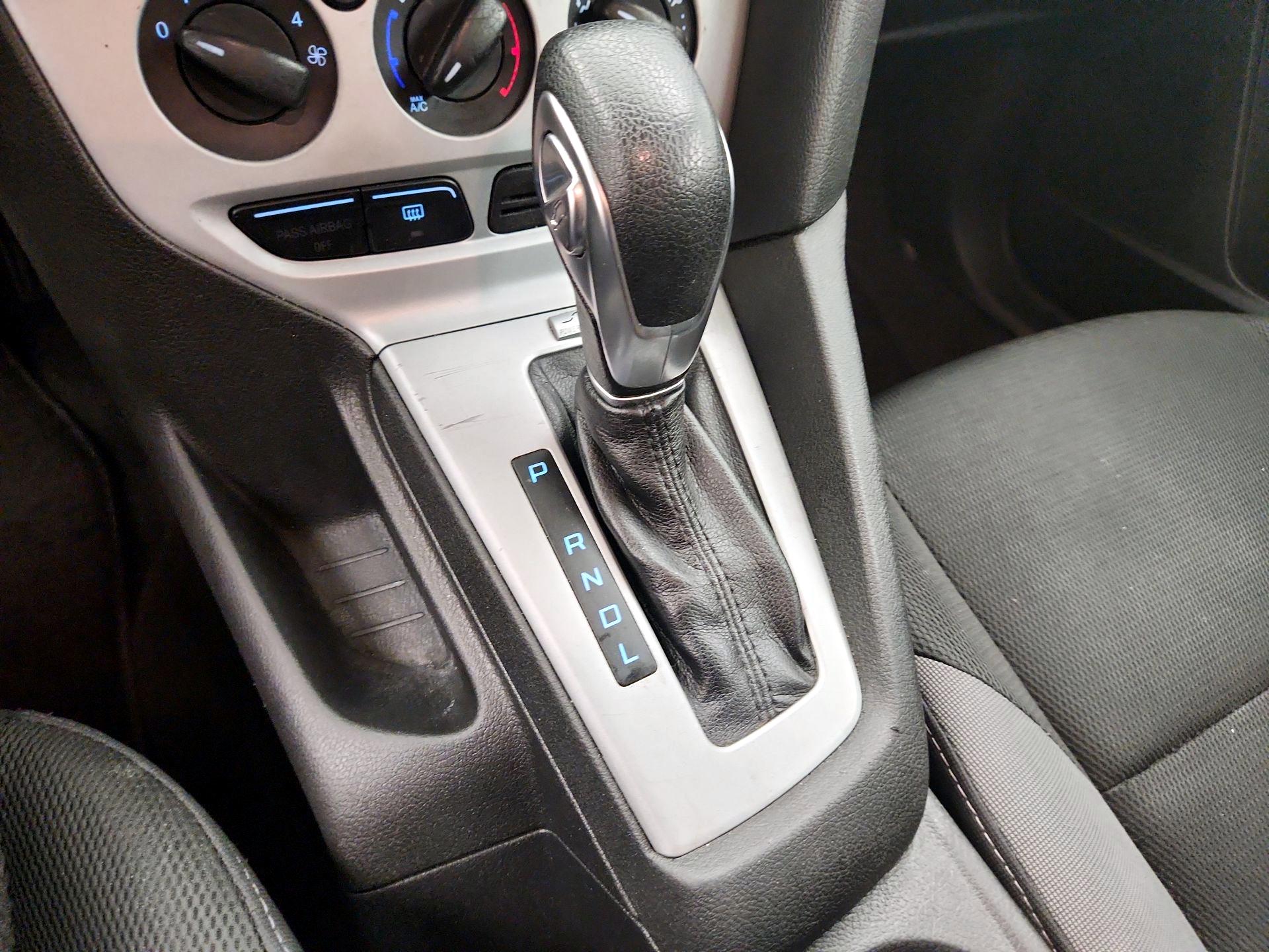 Thumbnail: 2014 Ford Focus - 16