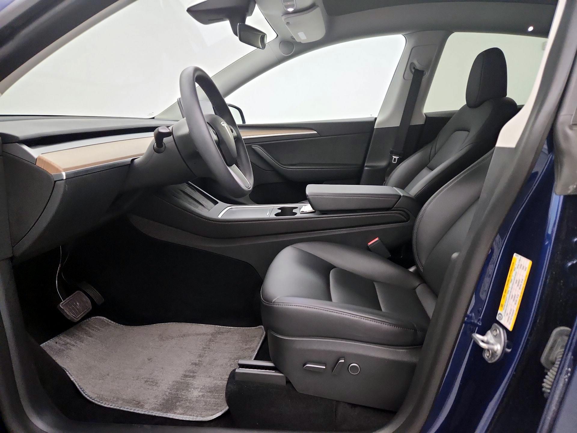Thumbnail: 2023 Tesla Model Y - 11