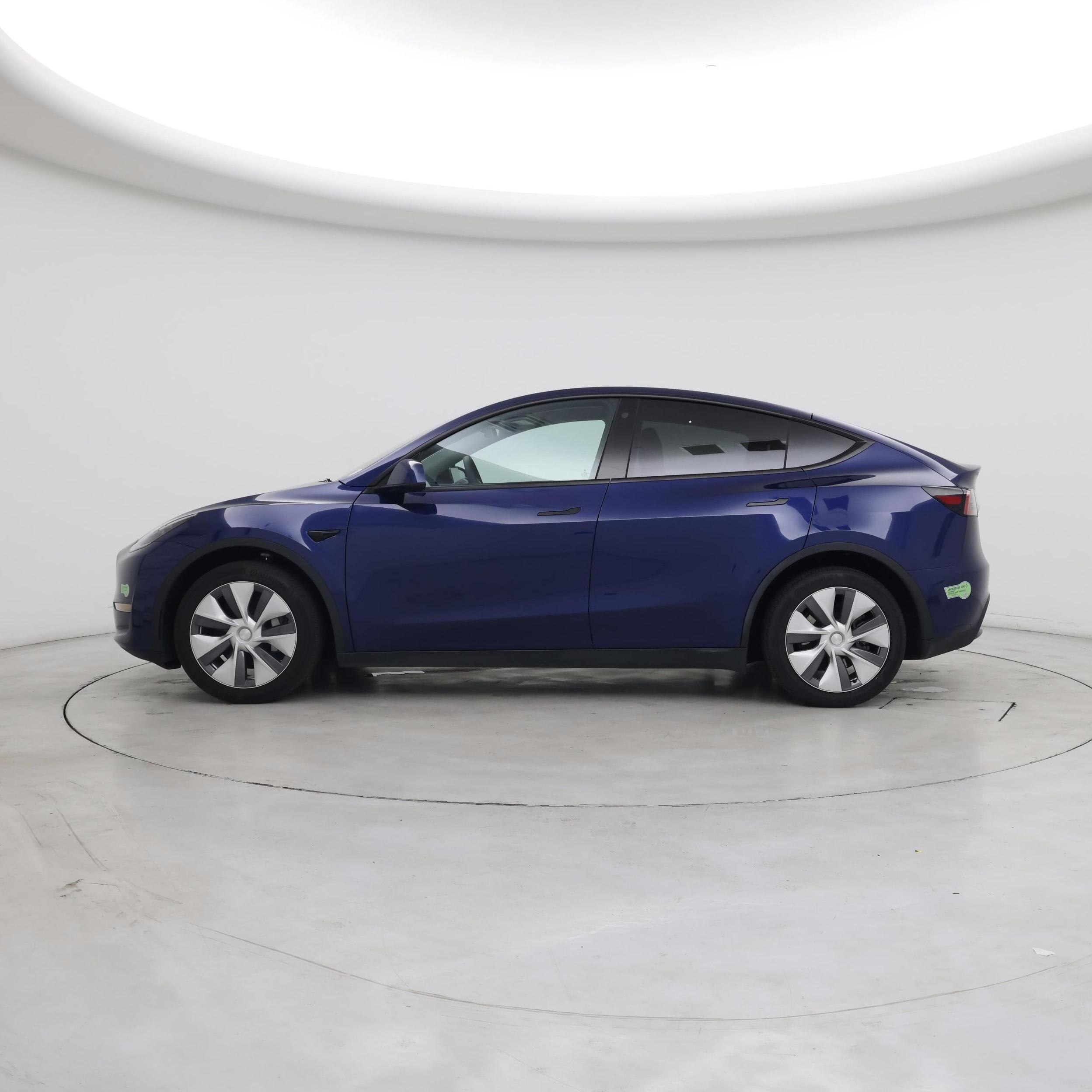 Thumbnail: 2023 Tesla Model Y - 3