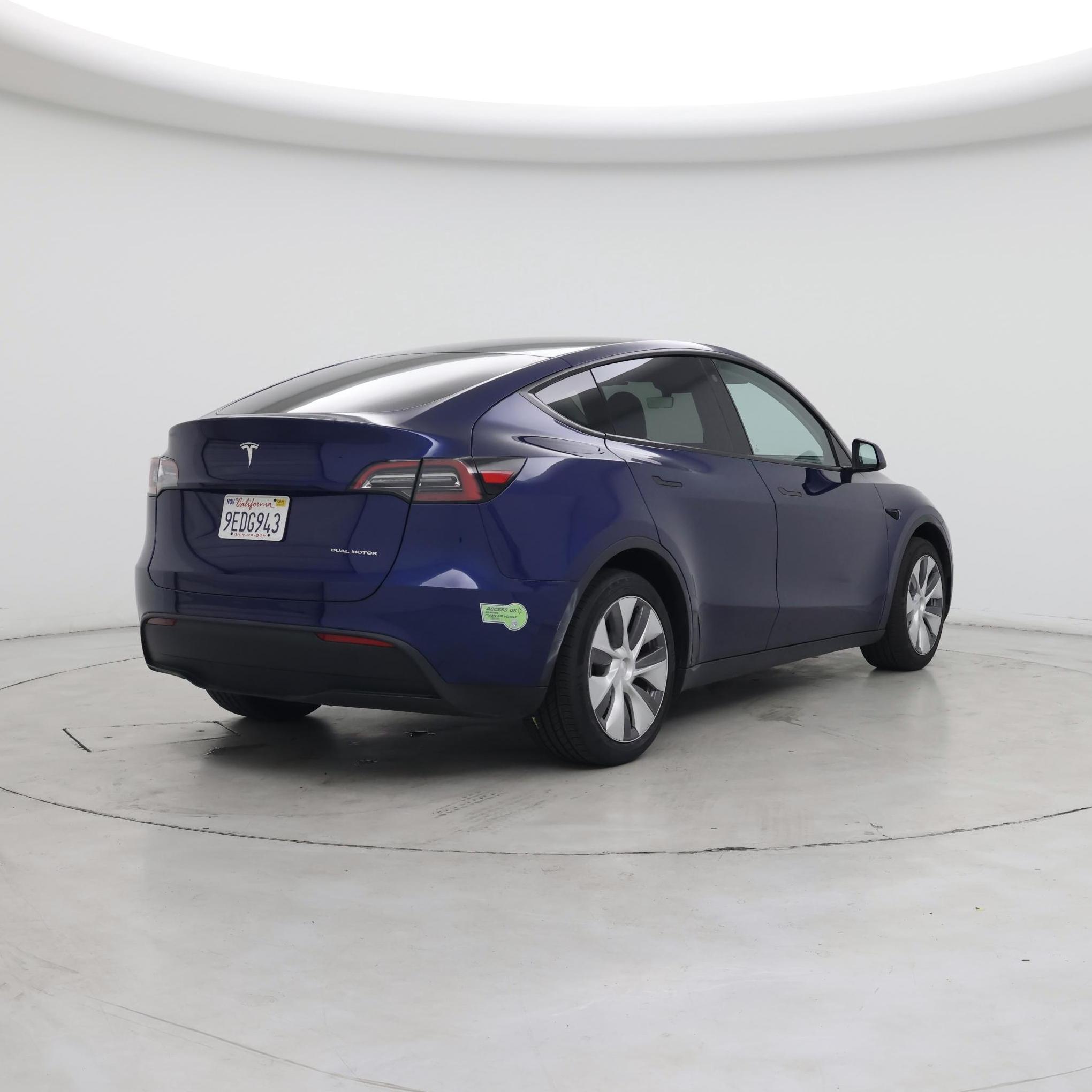 Thumbnail: 2023 Tesla Model Y - 8
