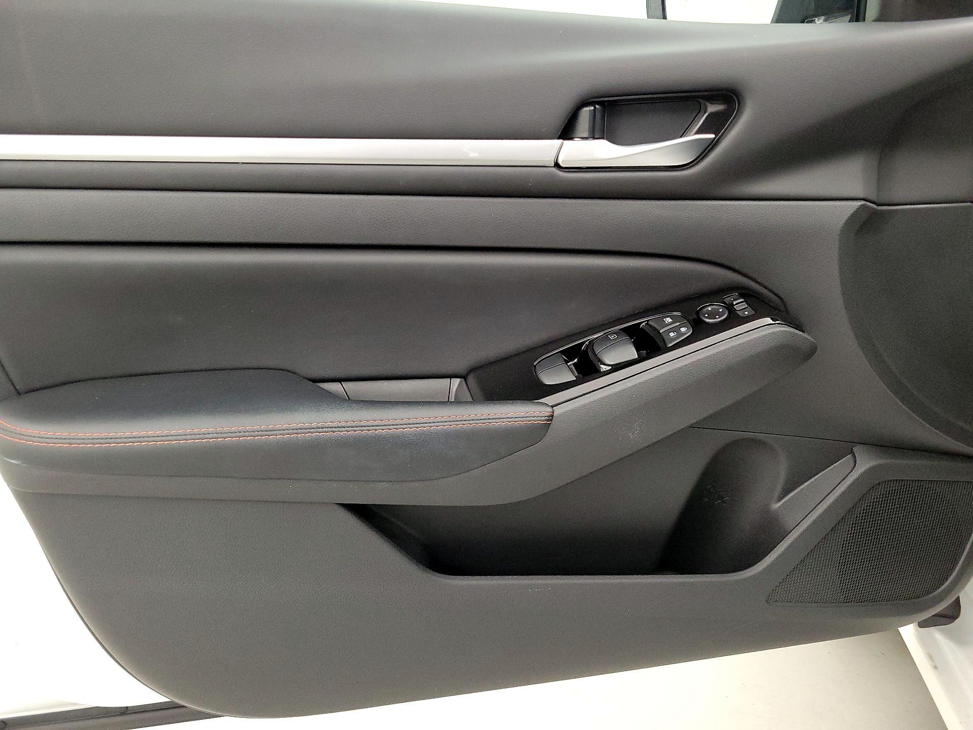 Thumbnail: 2025 Nissan Altima - 12