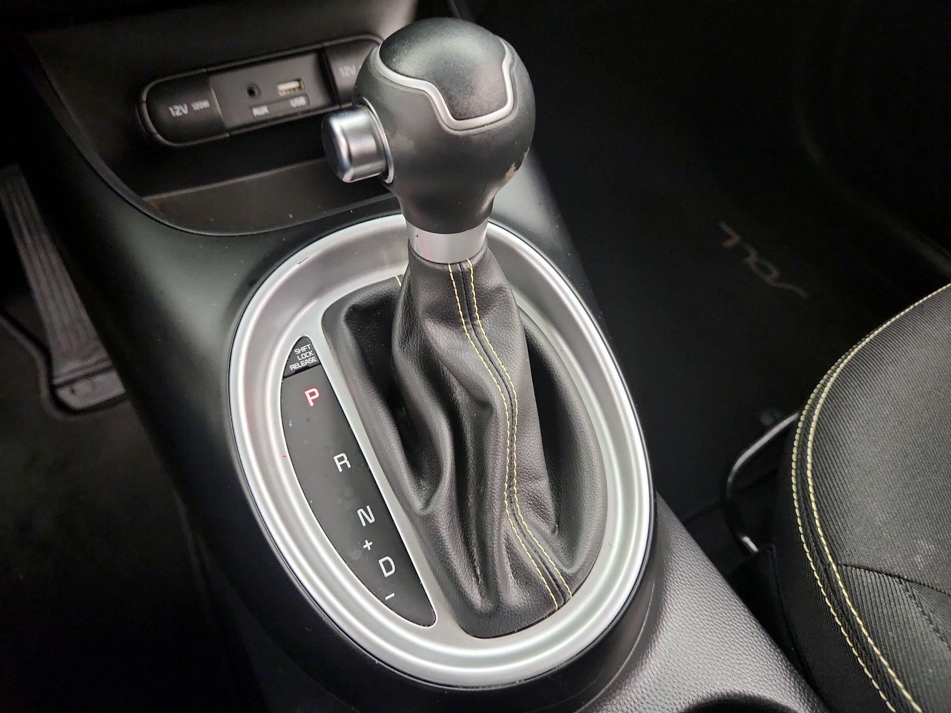 Thumbnail: 2015 Kia Soul - 16