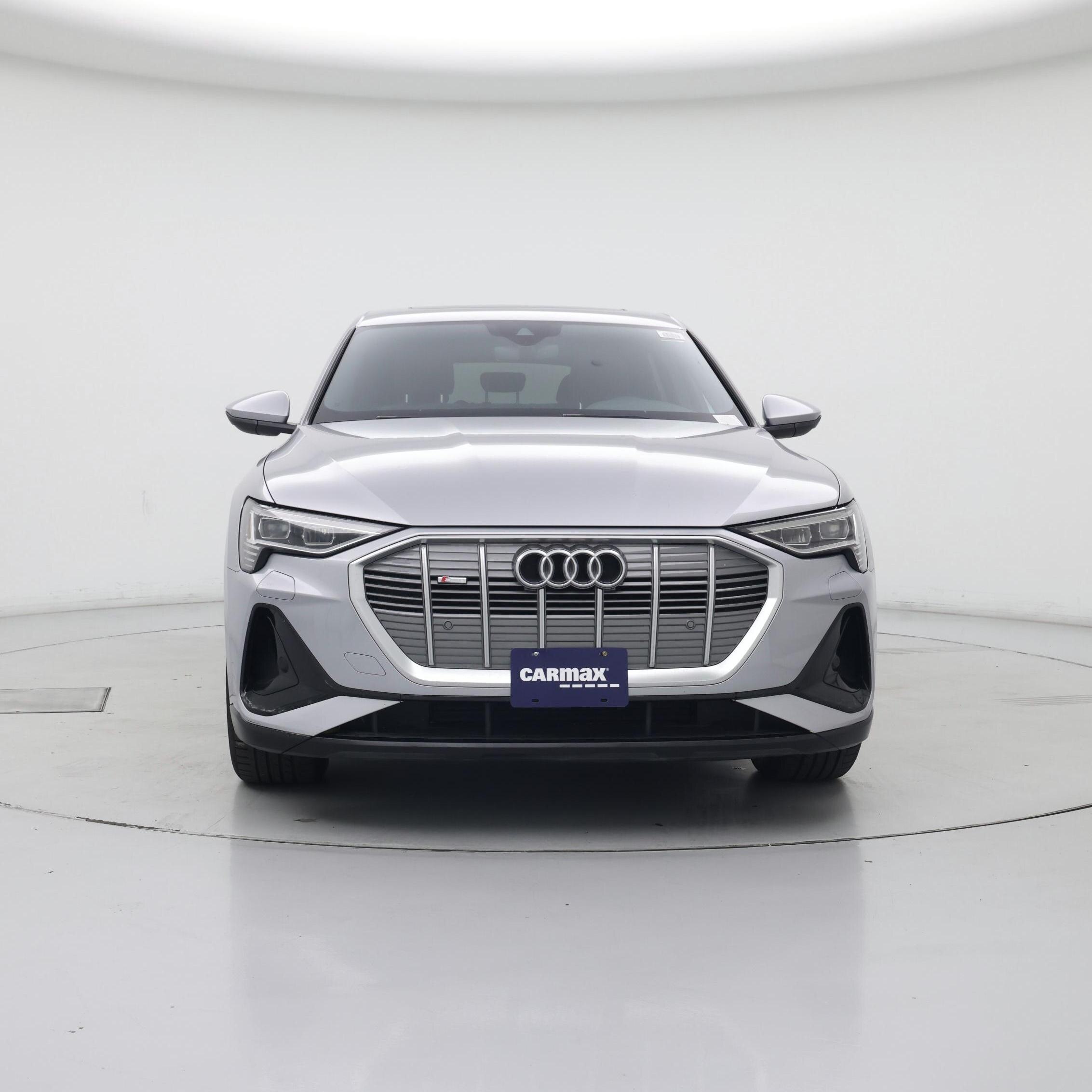 Thumbnail: 2022 Audi e-tron S - 5