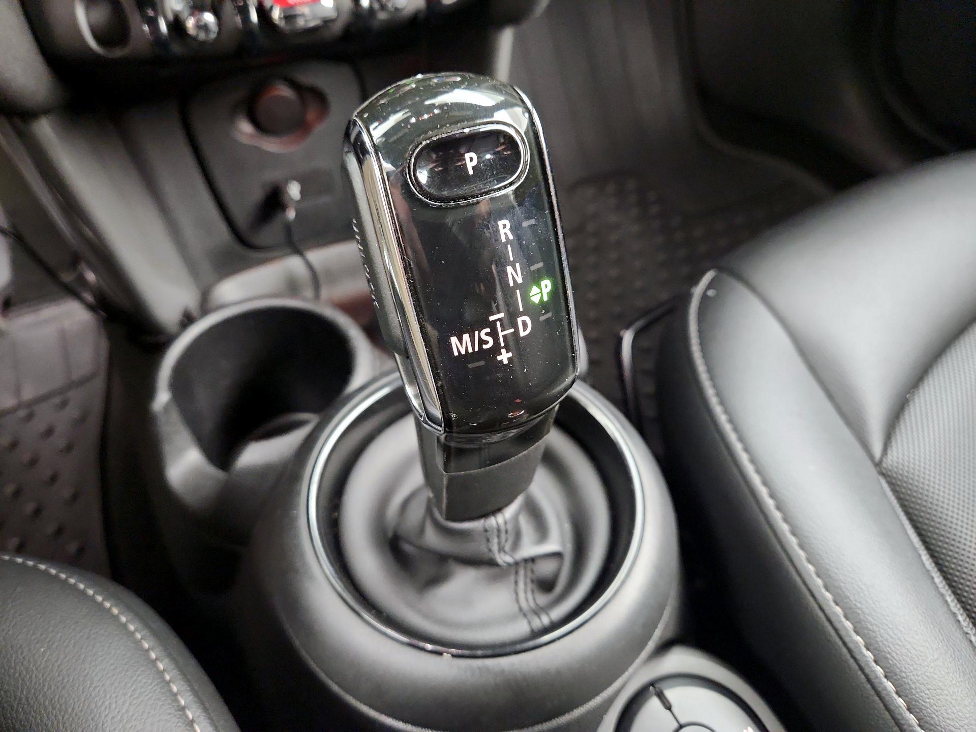 Thumbnail: 2020 MINI Cooper - 17