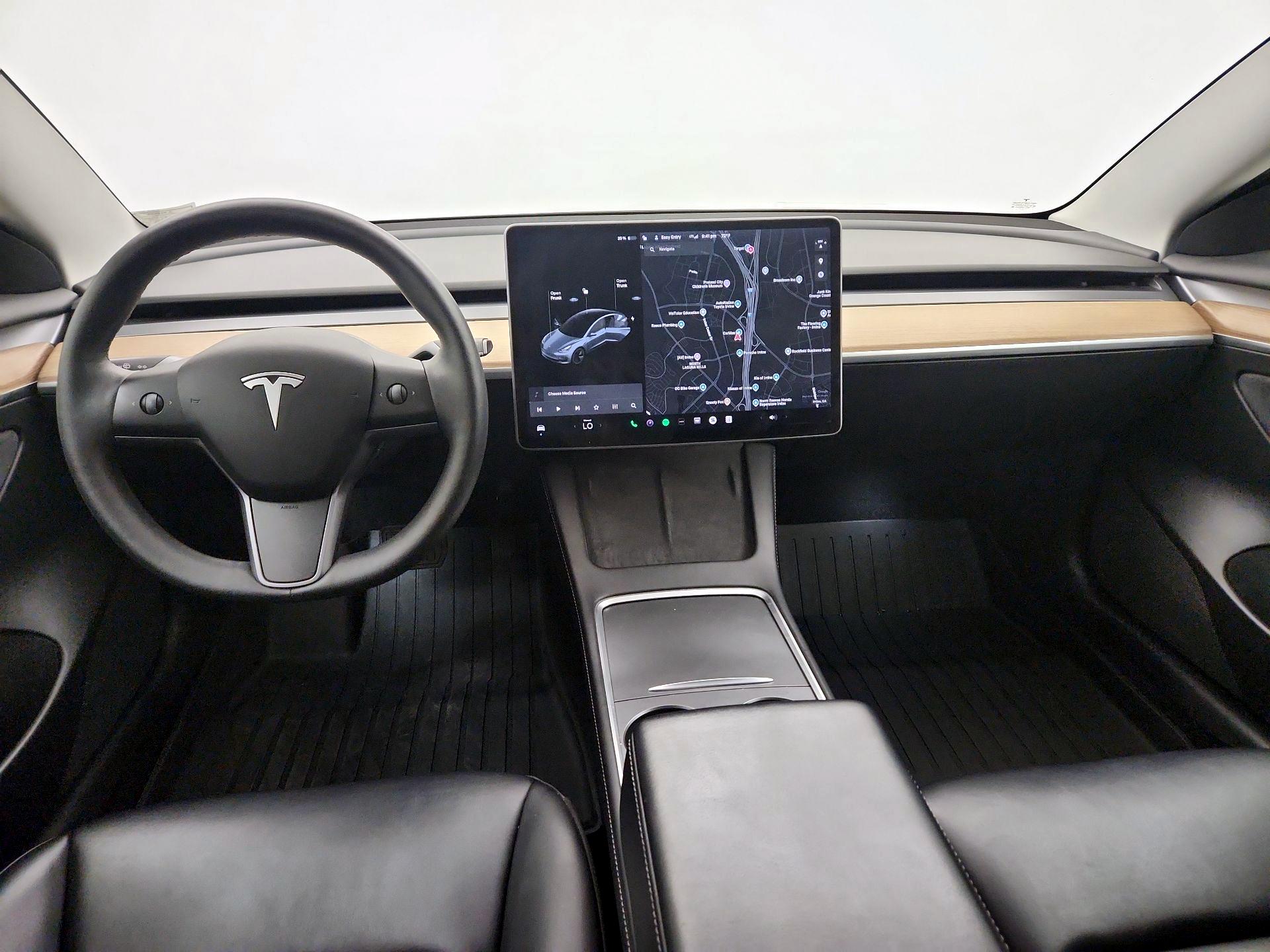 Thumbnail: 2022 Tesla Model 3 - 9