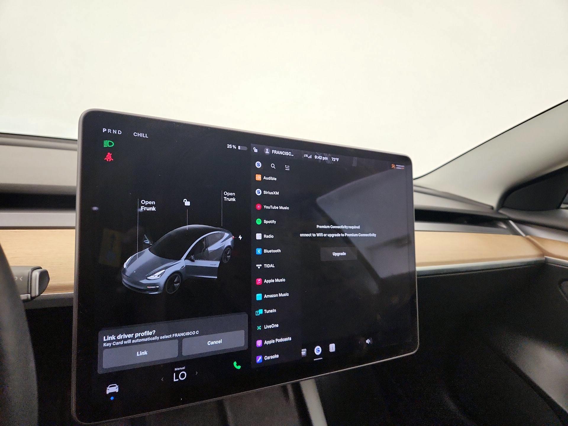 Thumbnail: 2022 Tesla Model 3 - 15