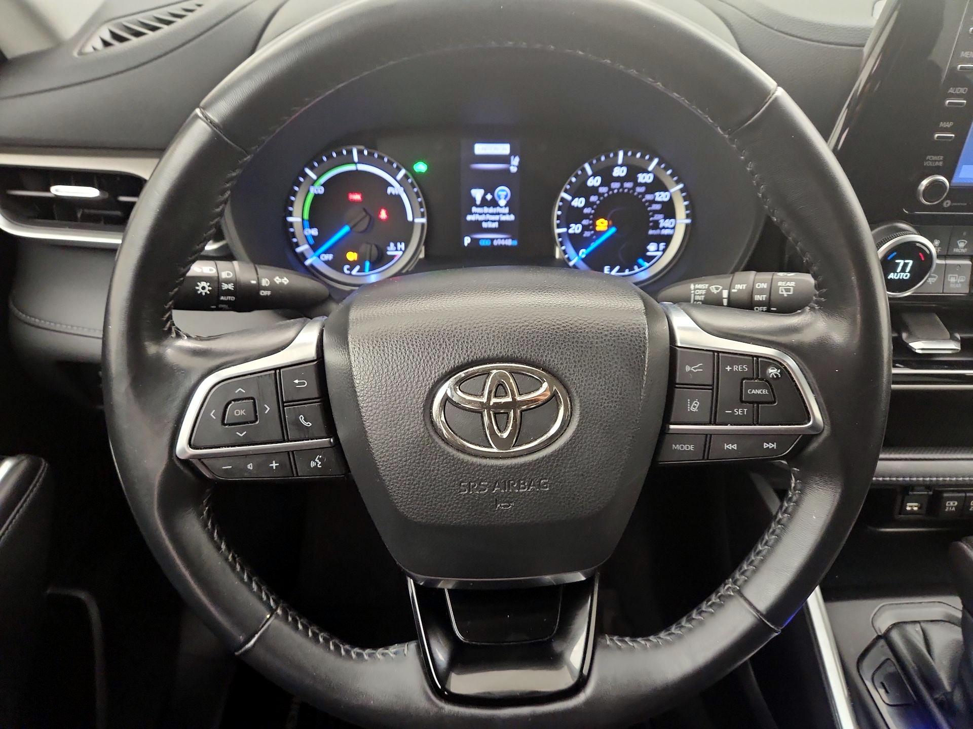 Thumbnail: 2020 Toyota Highlander - 10