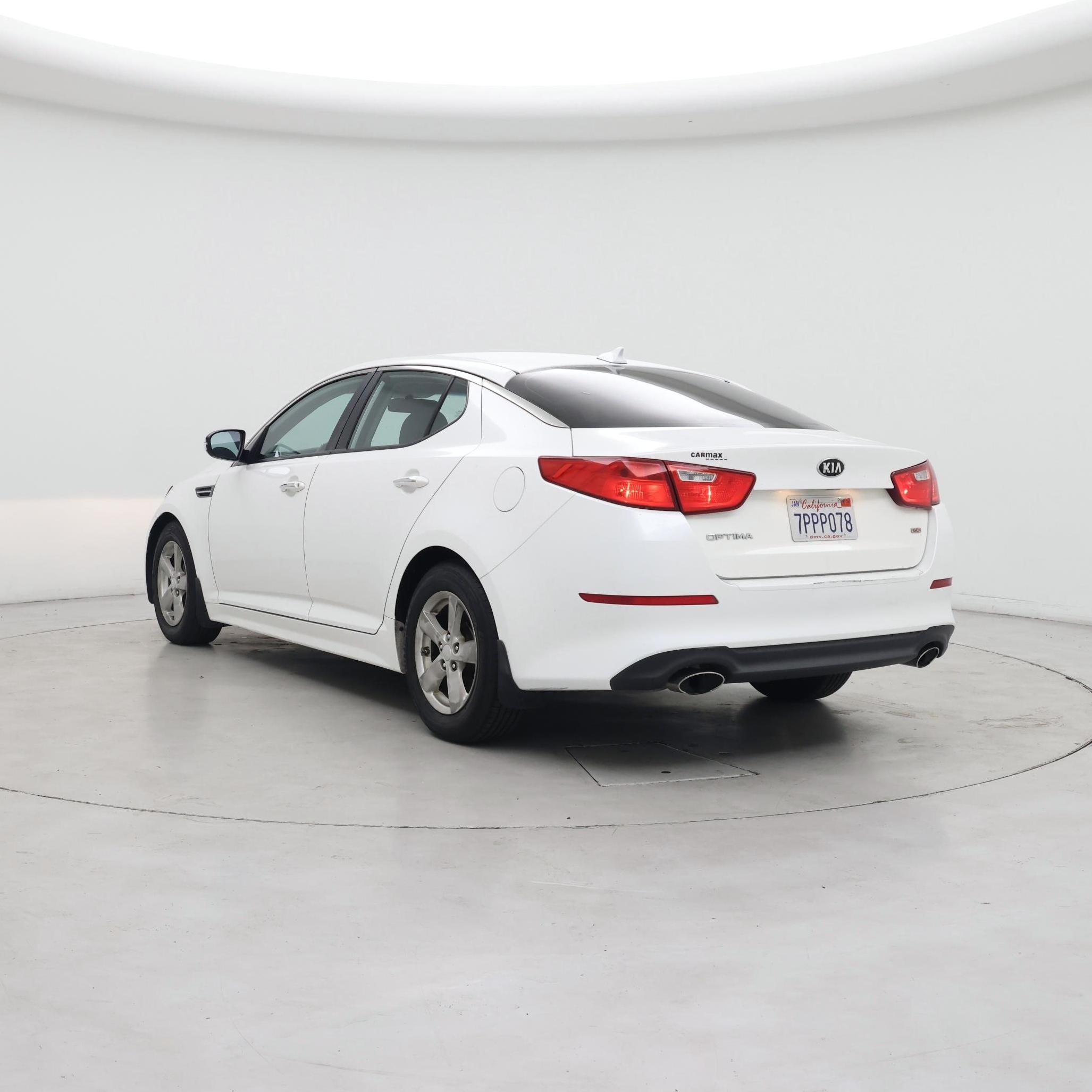 Thumbnail: 2015 Kia Optima - 2