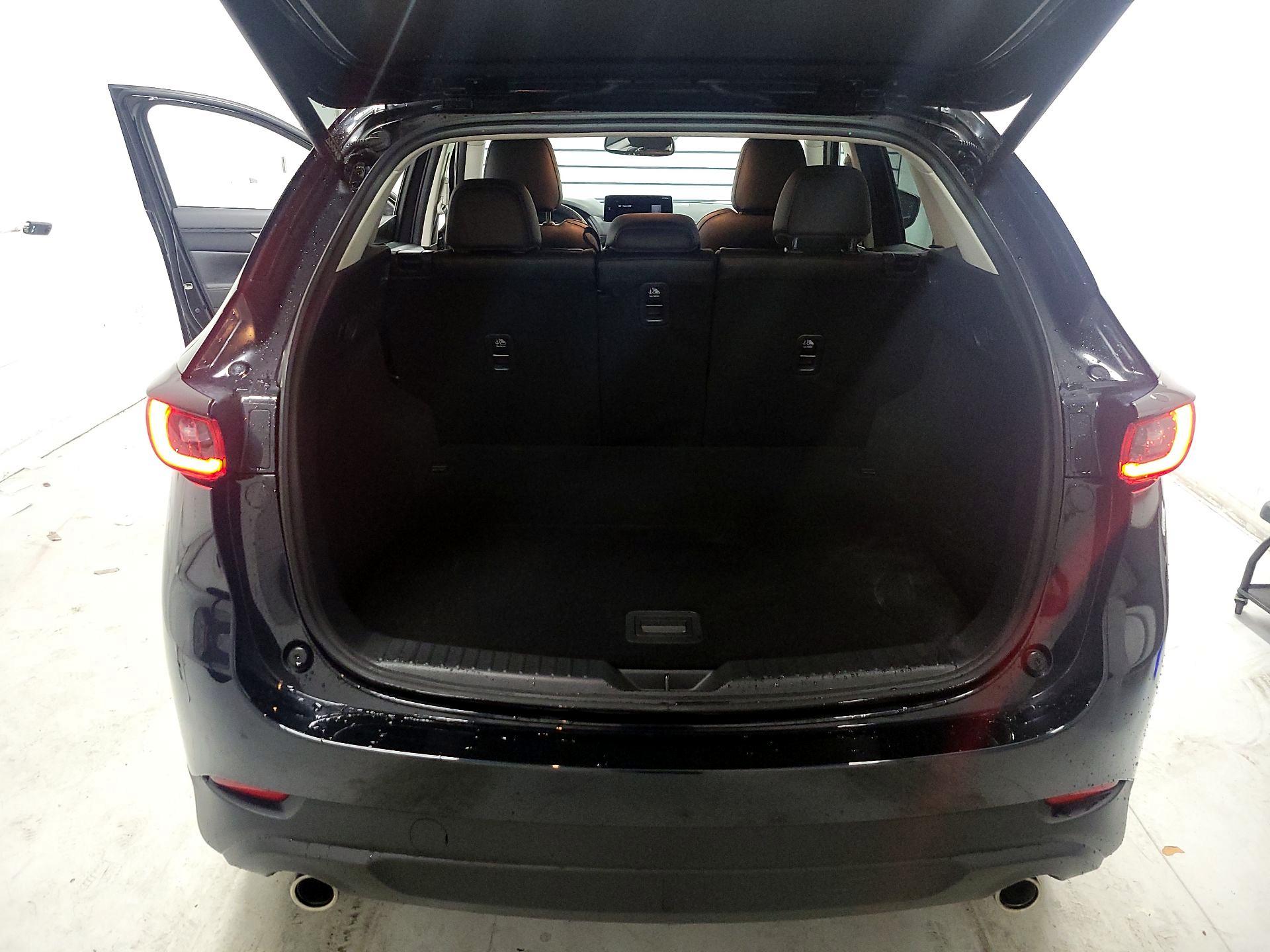 Thumbnail: 2023 Mazda CX-5 - 18