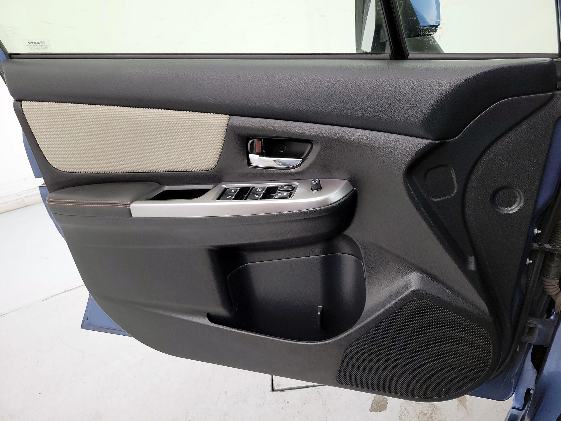 Thumbnail: 2016 Subaru XV Crosstrek - 12