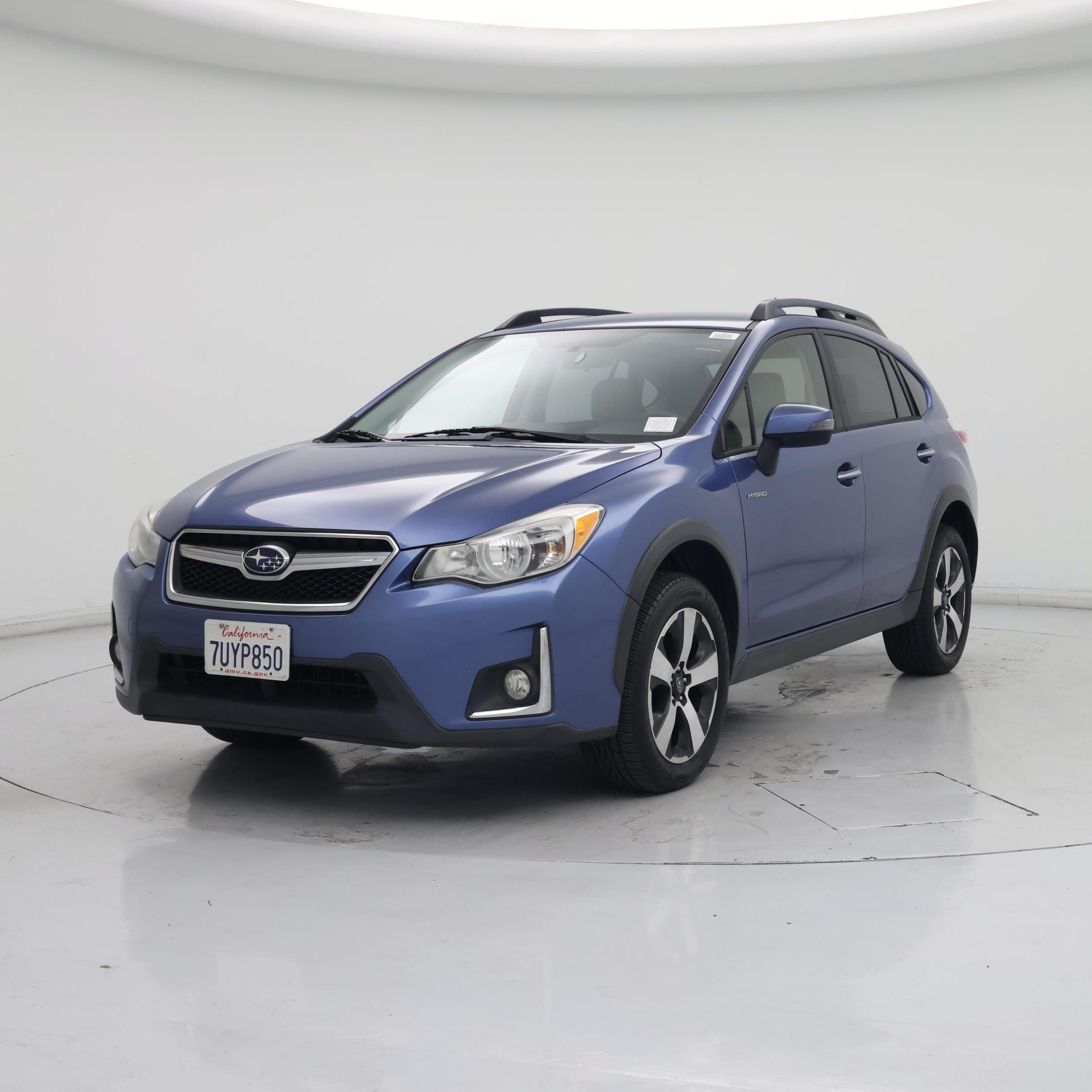 Thumbnail: 2016 Subaru XV Crosstrek - 4