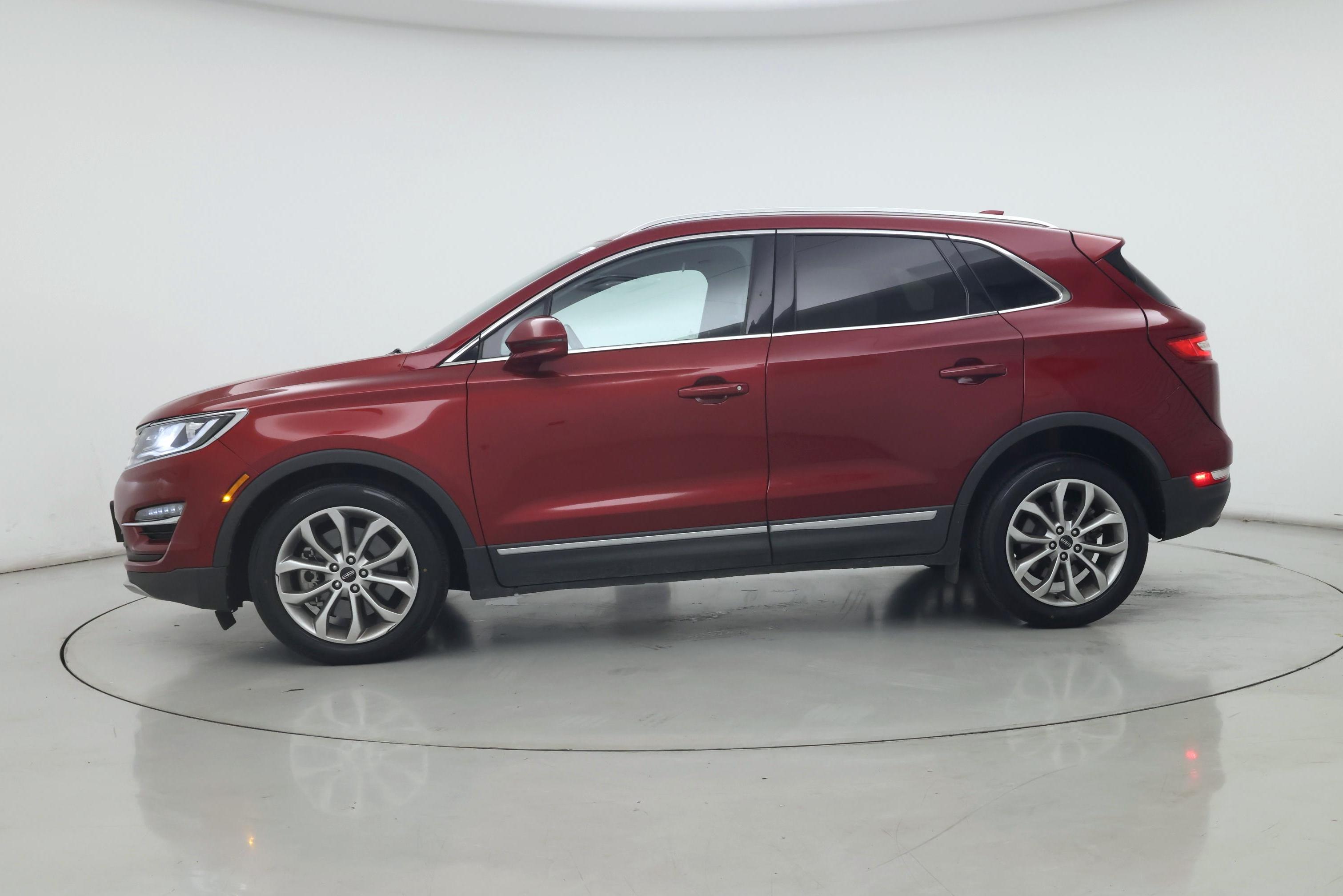 Thumbnail: 2016 Lincoln MKC - 3